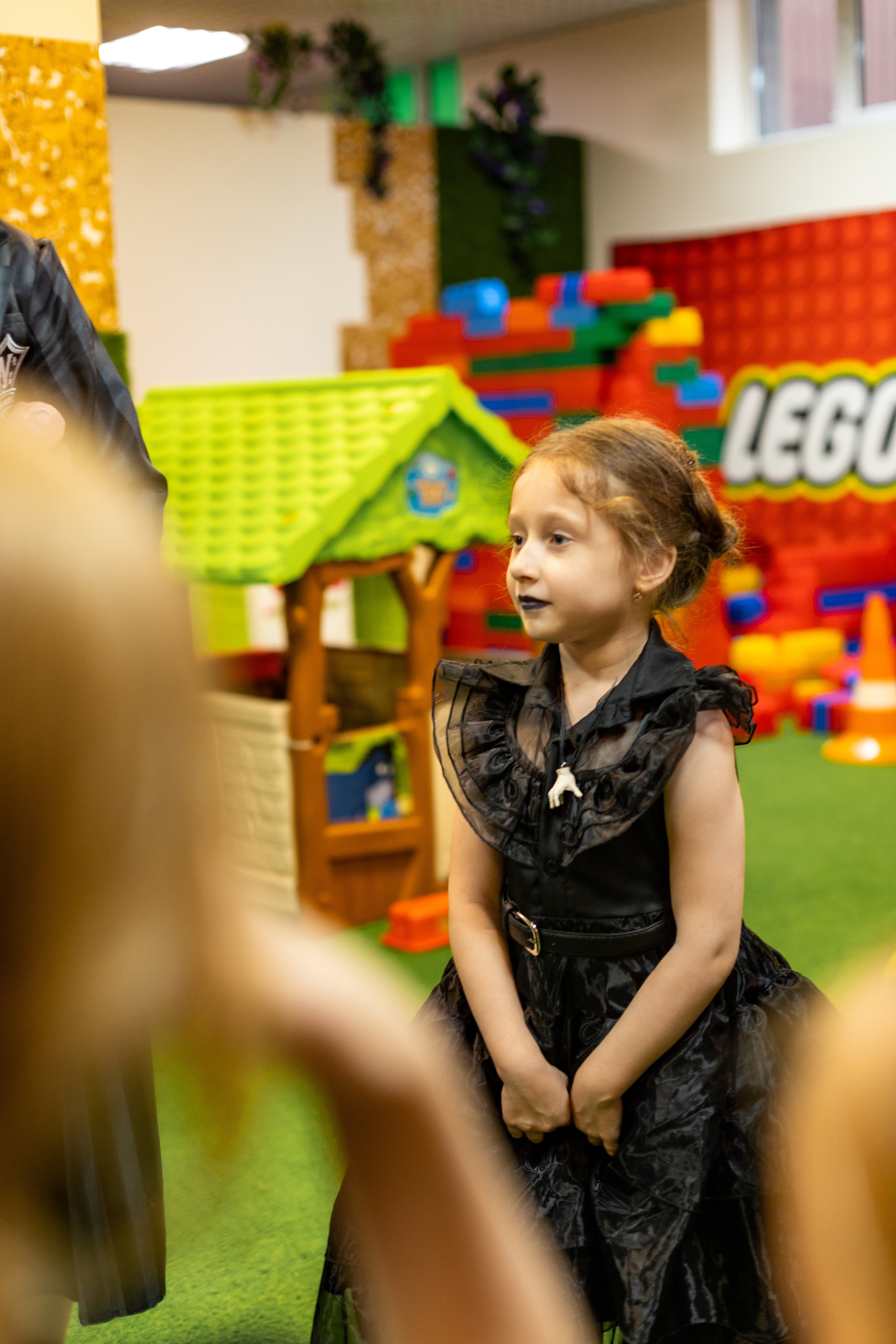 Детский день рождения в стиле Wendsday на площадке Playbery. Семейный и детский фотограф в Краснодаре Ирина Лаврецкая