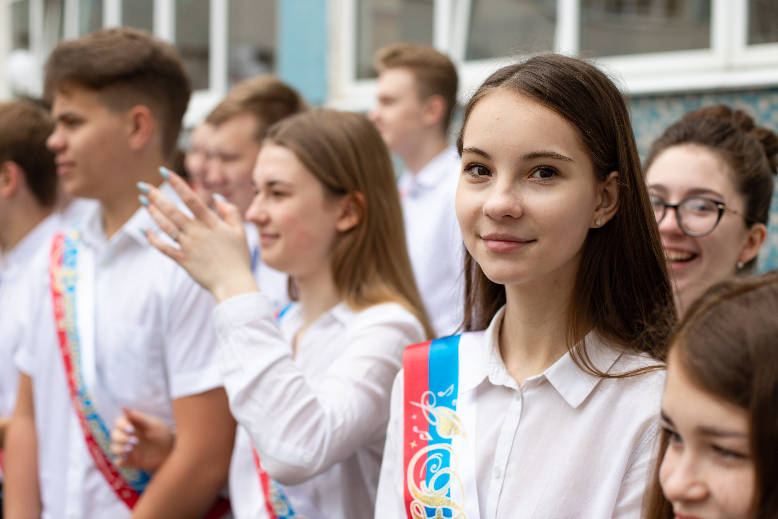 Линейка 9 класс. Семейный и детский фотограф в Краснодаре Ирина Лаврецкая