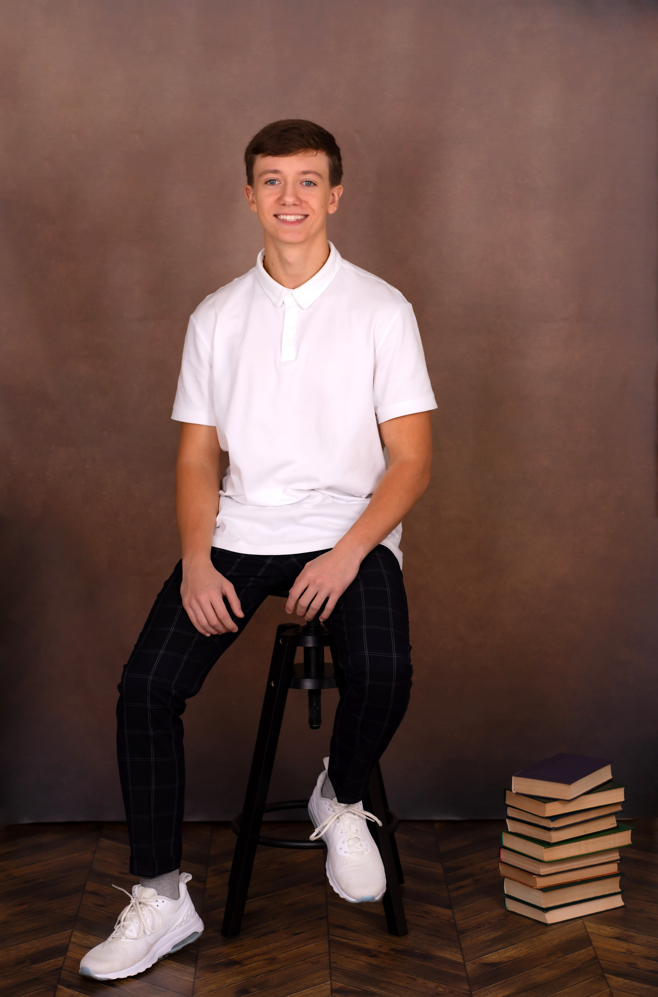 В студии Мини 11 класс. Семейный и детский фотограф в Краснодаре Ирина Лаврецкая