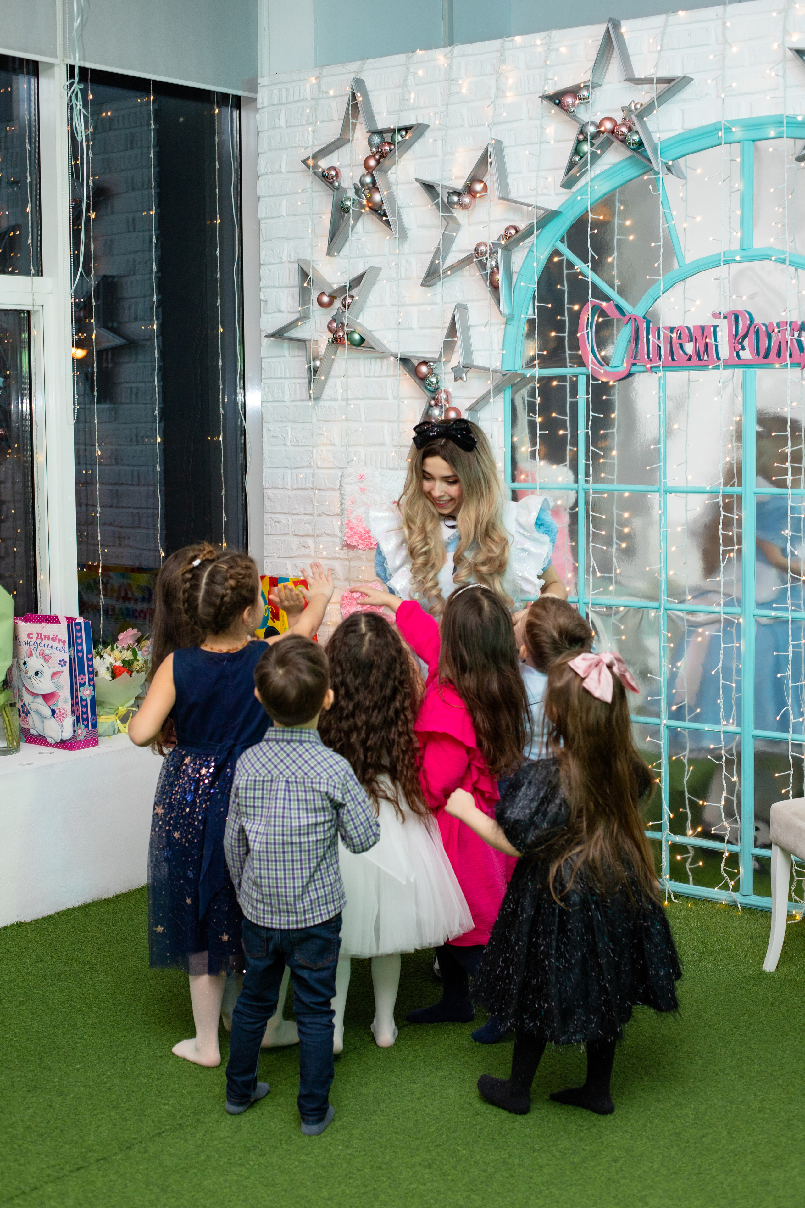 День рождения в Стране Чудес. Семейный и детский фотограф в Краснодаре Ирина Лаврецкая