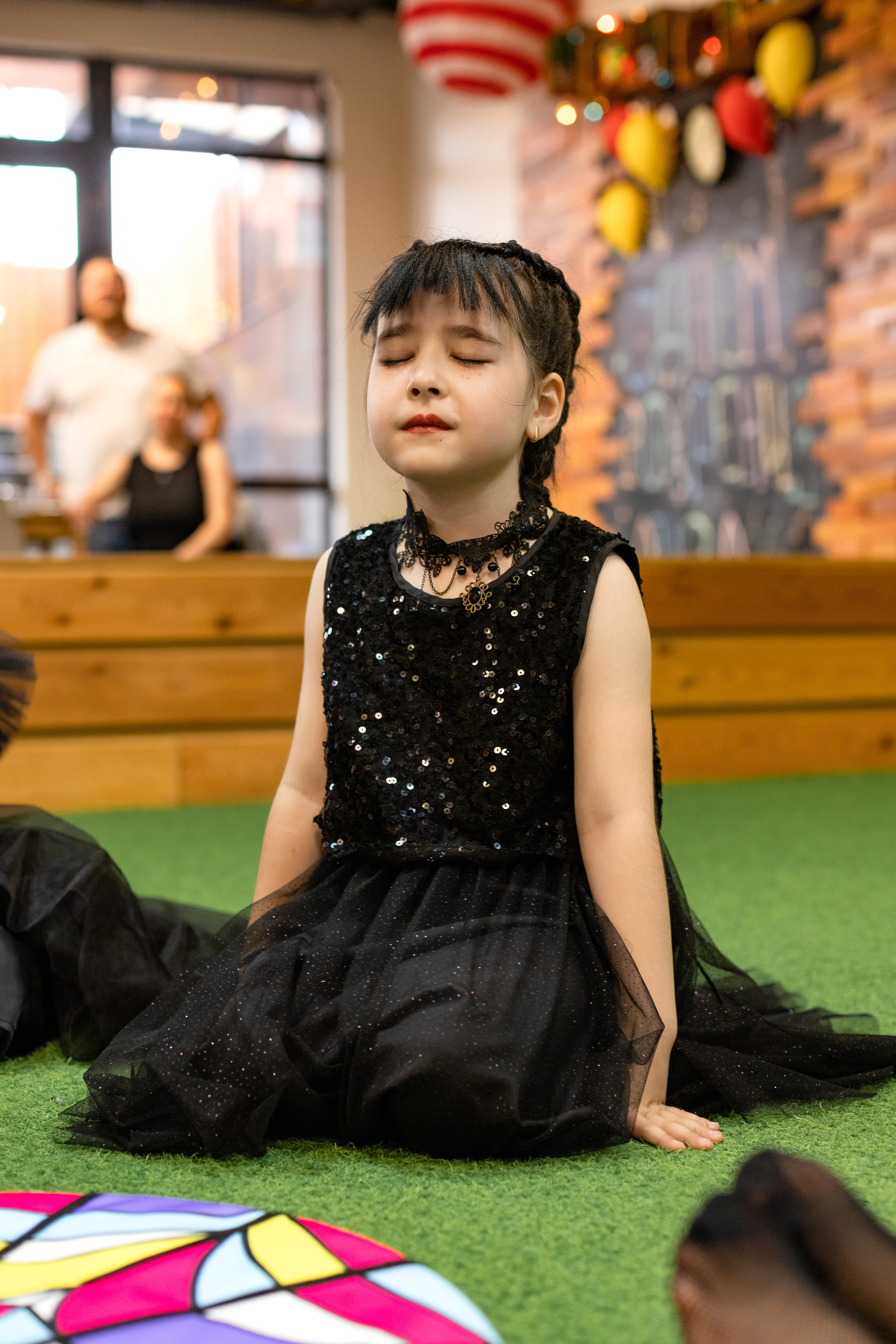 Детский день рождения в стиле Wendsday на площадке Playbery. Семейный и детский фотограф в Краснодаре Ирина Лаврецкая