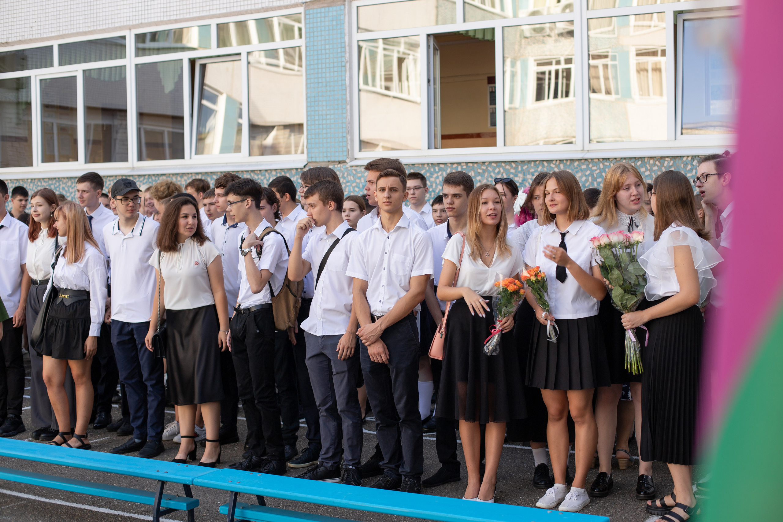 Линейка 11 класс. Семейный и детский фотограф в Краснодаре Ирина Лаврецкая