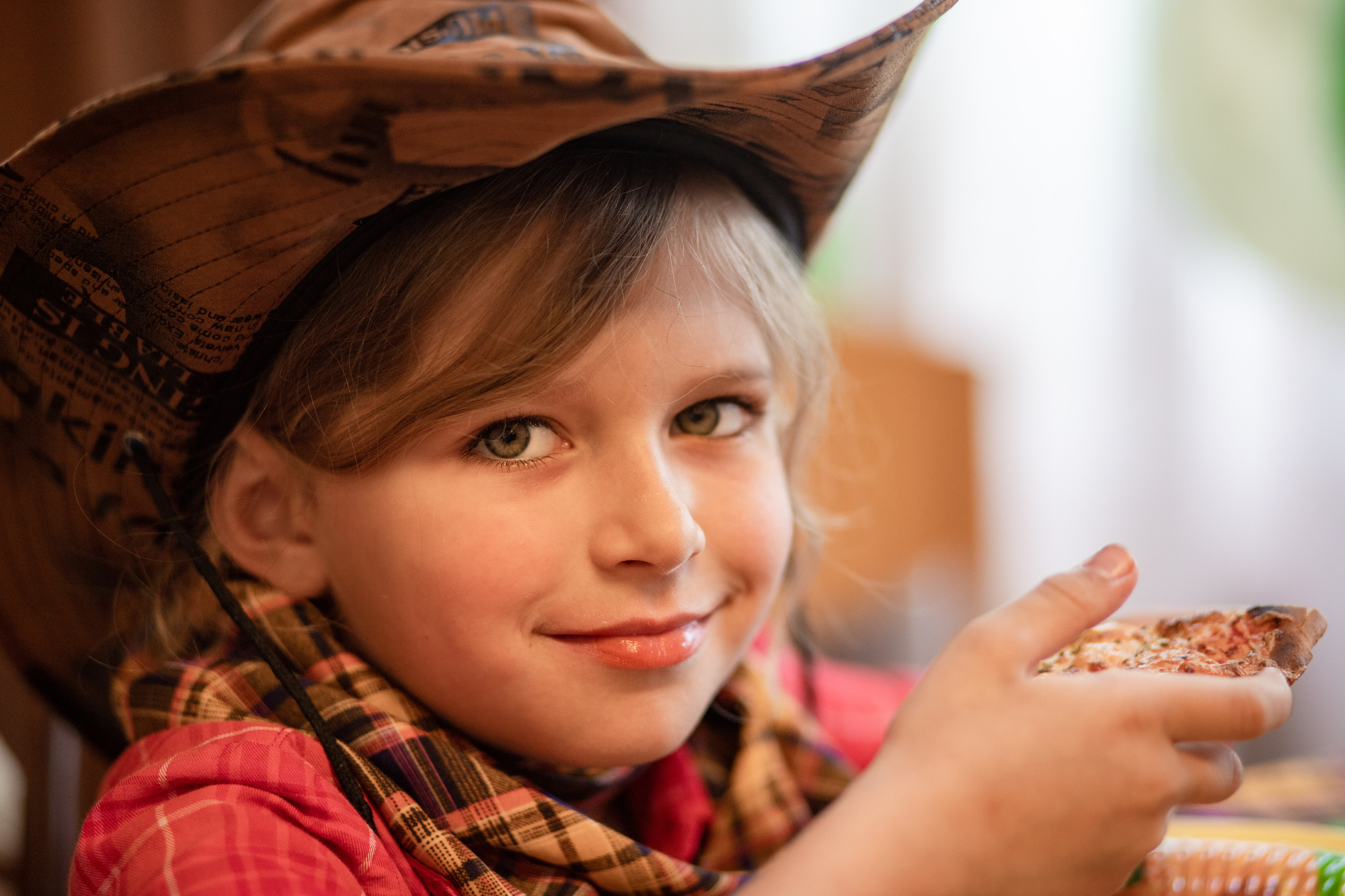 Детский день рождения. Домашний репортаж. Семейный и детский фотограф в Краснодаре Ирина Лаврецкая