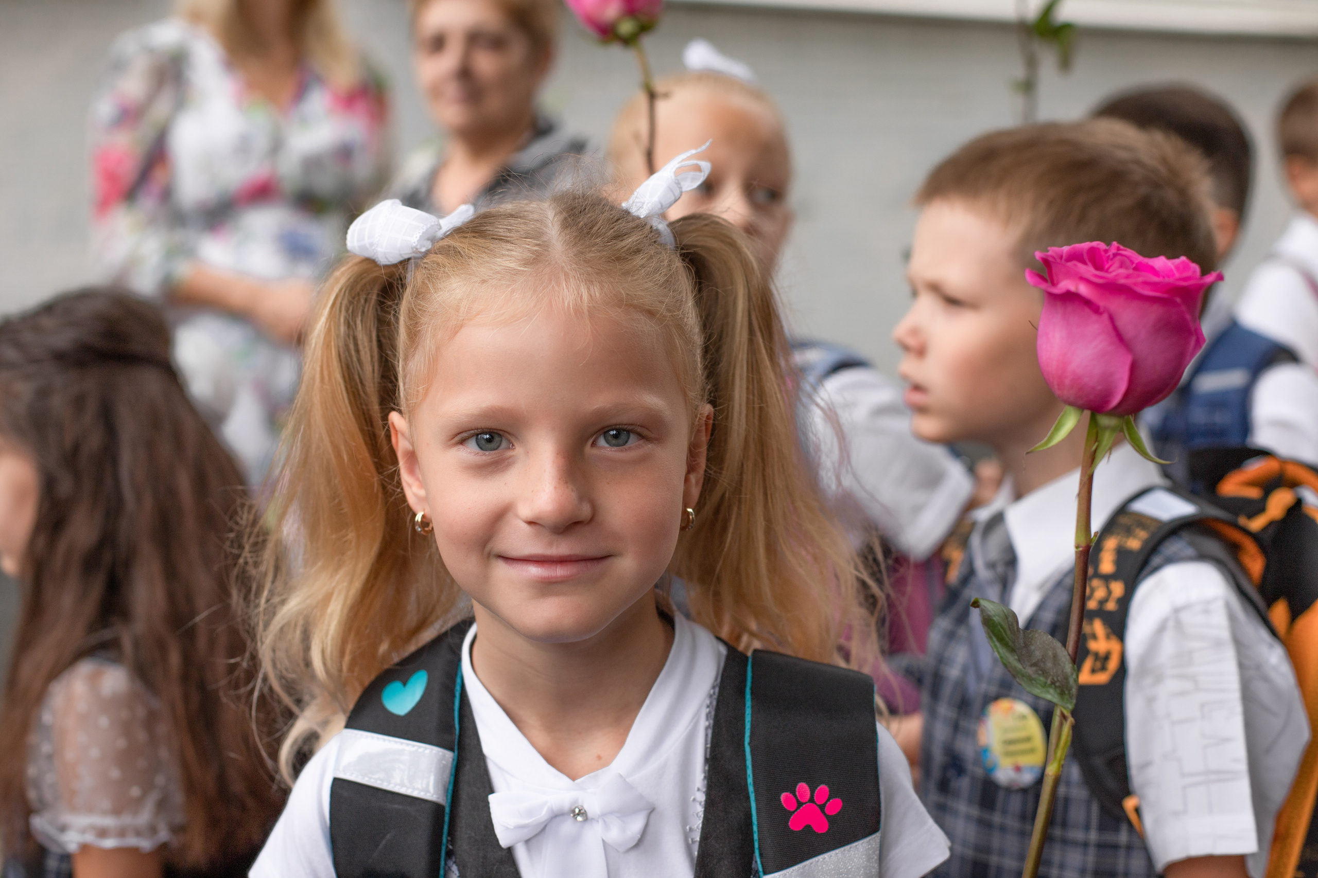 Линейка 1 класс. Семейный и детский фотограф в Краснодаре Ирина Лаврецкая