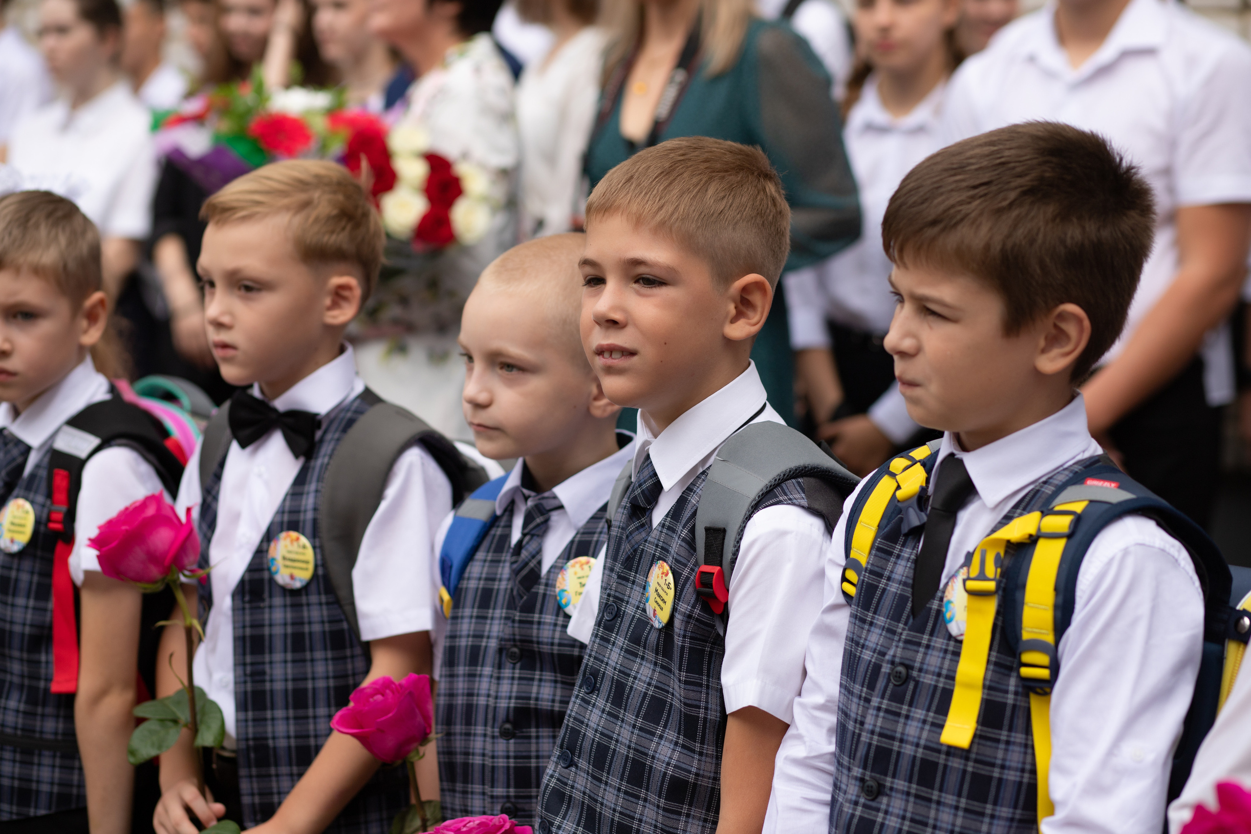 Линейка 1 класс. Семейный и детский фотограф в Краснодаре Ирина Лаврецкая
