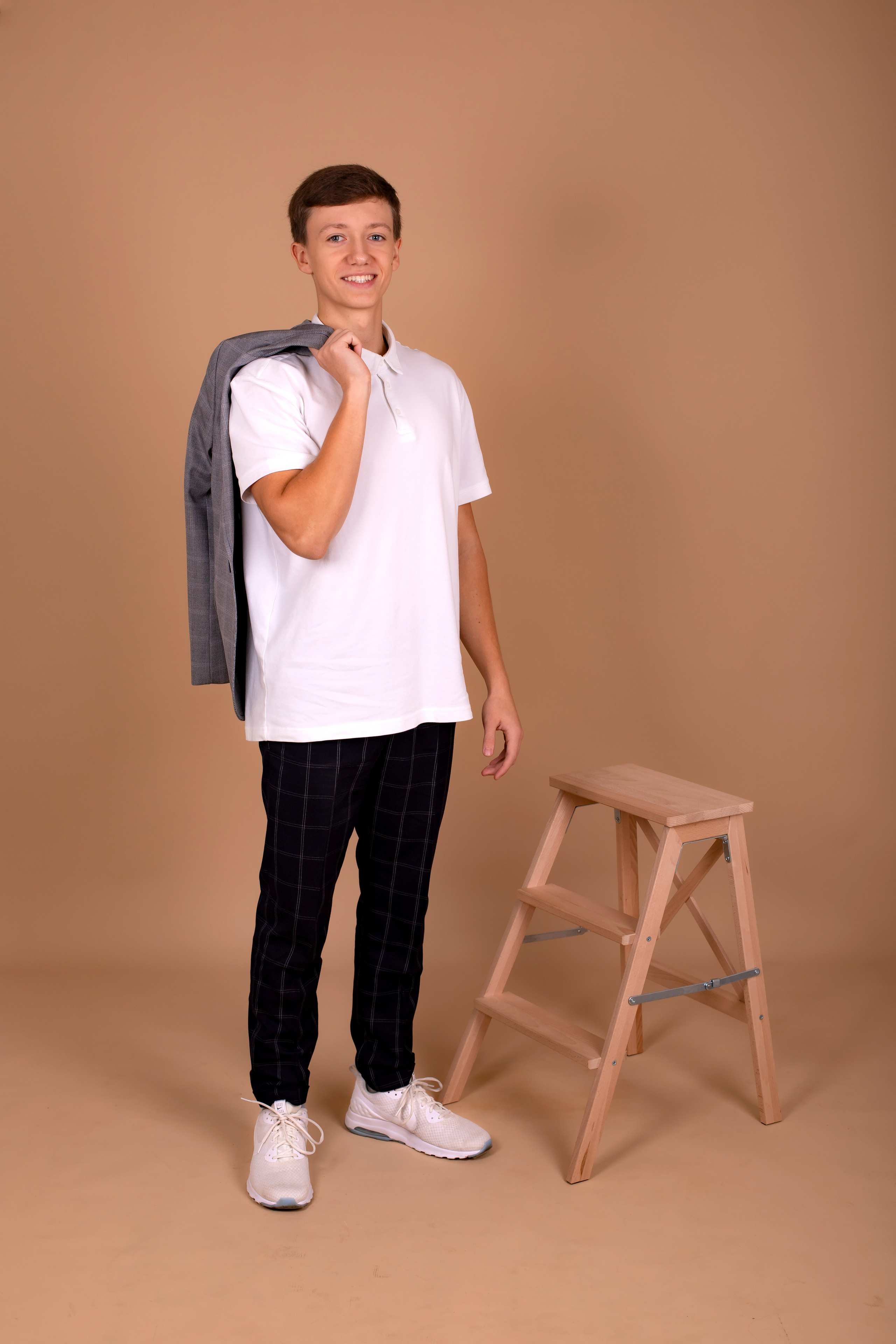 В студии Мини 11 класс. Семейный и детский фотограф в Краснодаре Ирина Лаврецкая