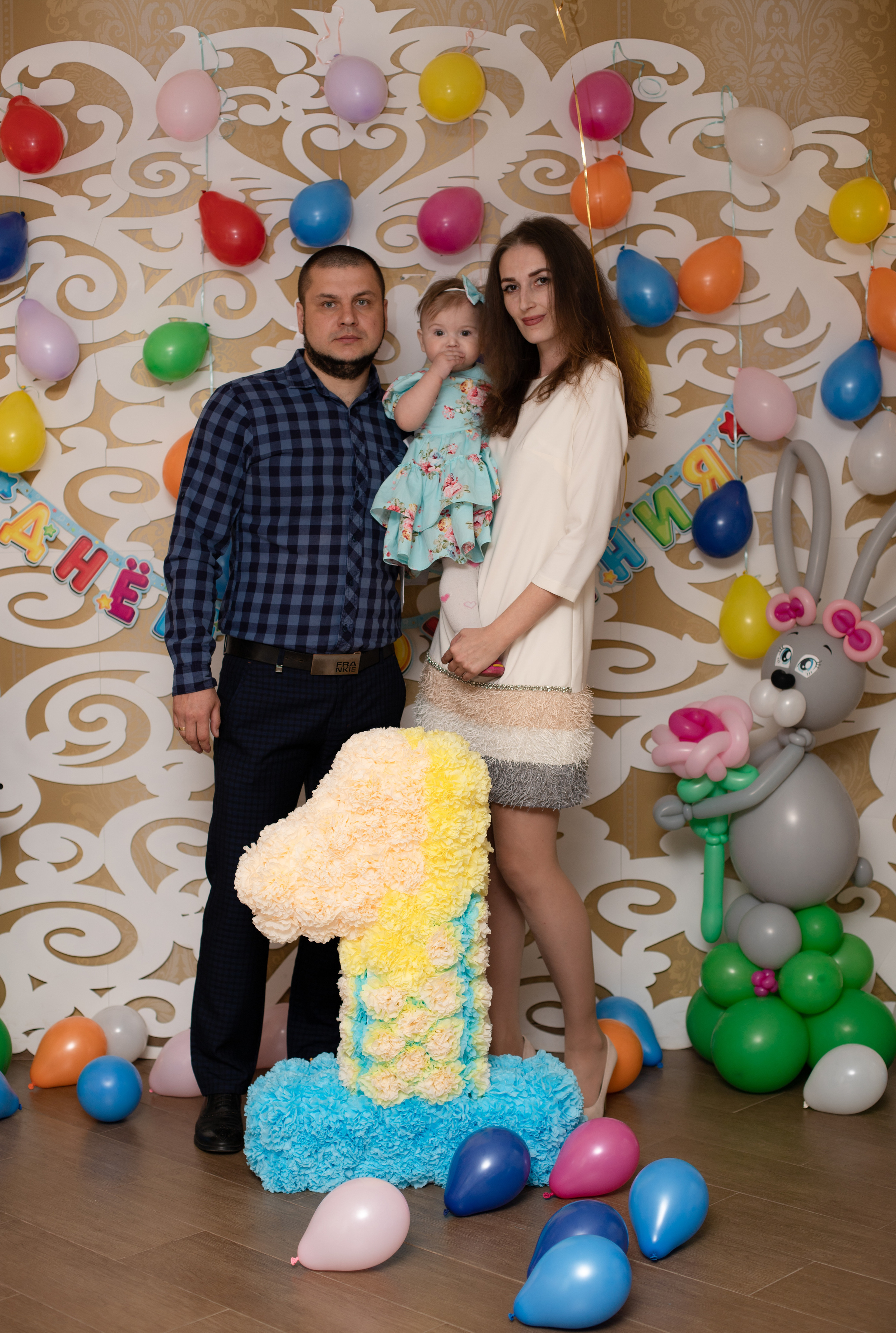 Годовасие Доминики в банкетном зале Пальмира. Семейный и детский фотограф в Краснодаре Ирина Лаврецкая