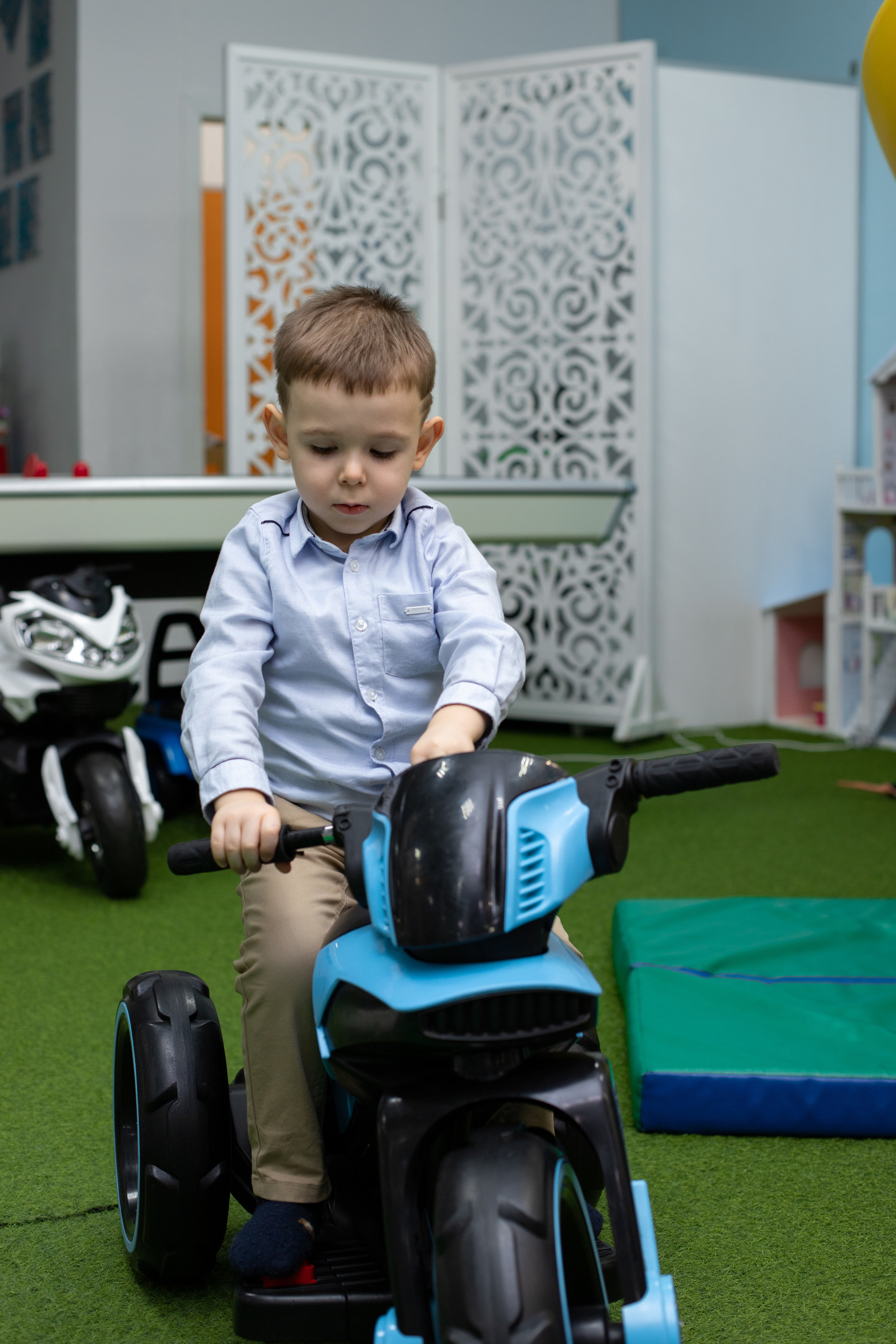 День рождения в Стране Чудес. Семейный и детский фотограф в Краснодаре Ирина Лаврецкая