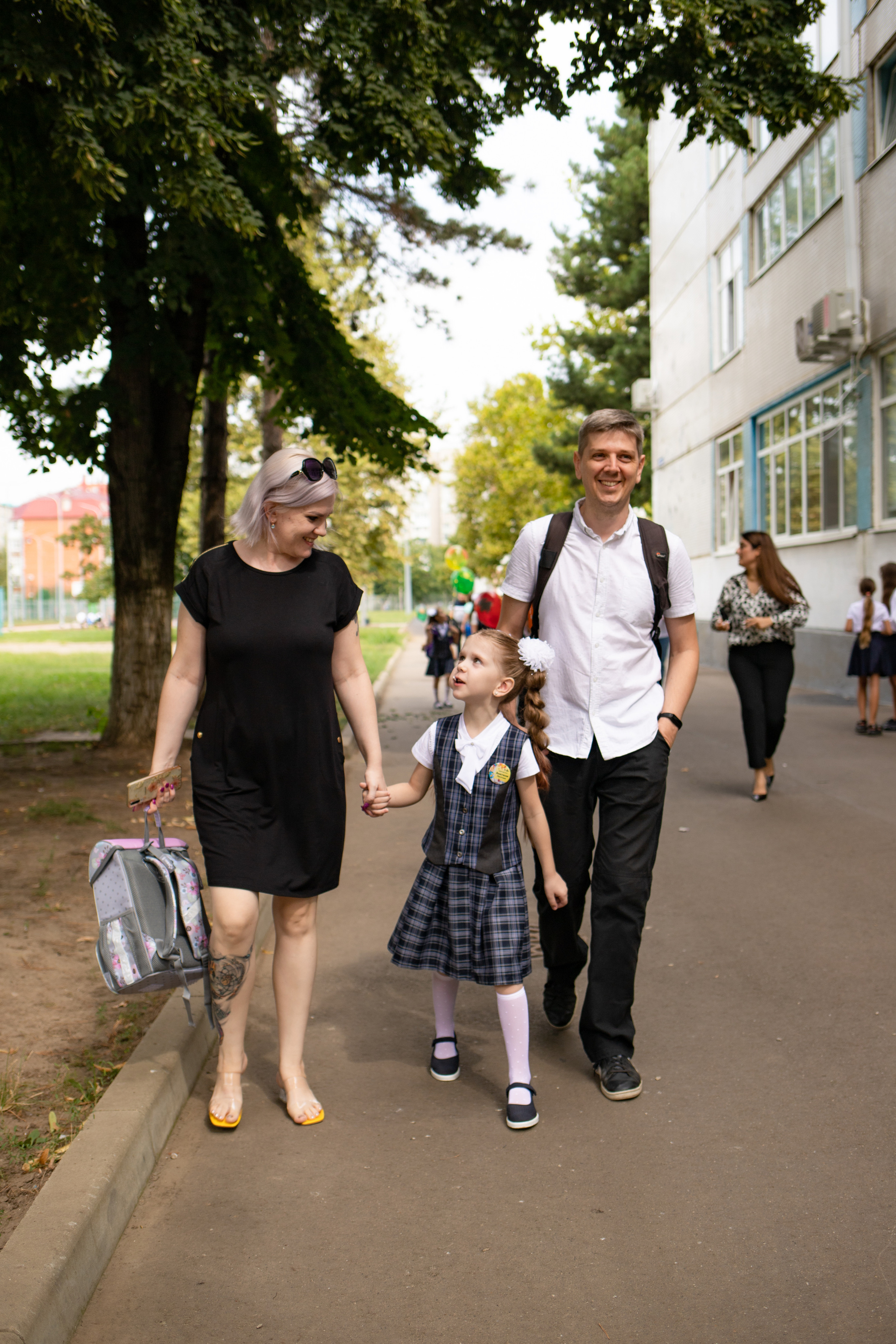 Линейка 1 класс. Семейный и детский фотограф в Краснодаре Ирина Лаврецкая
