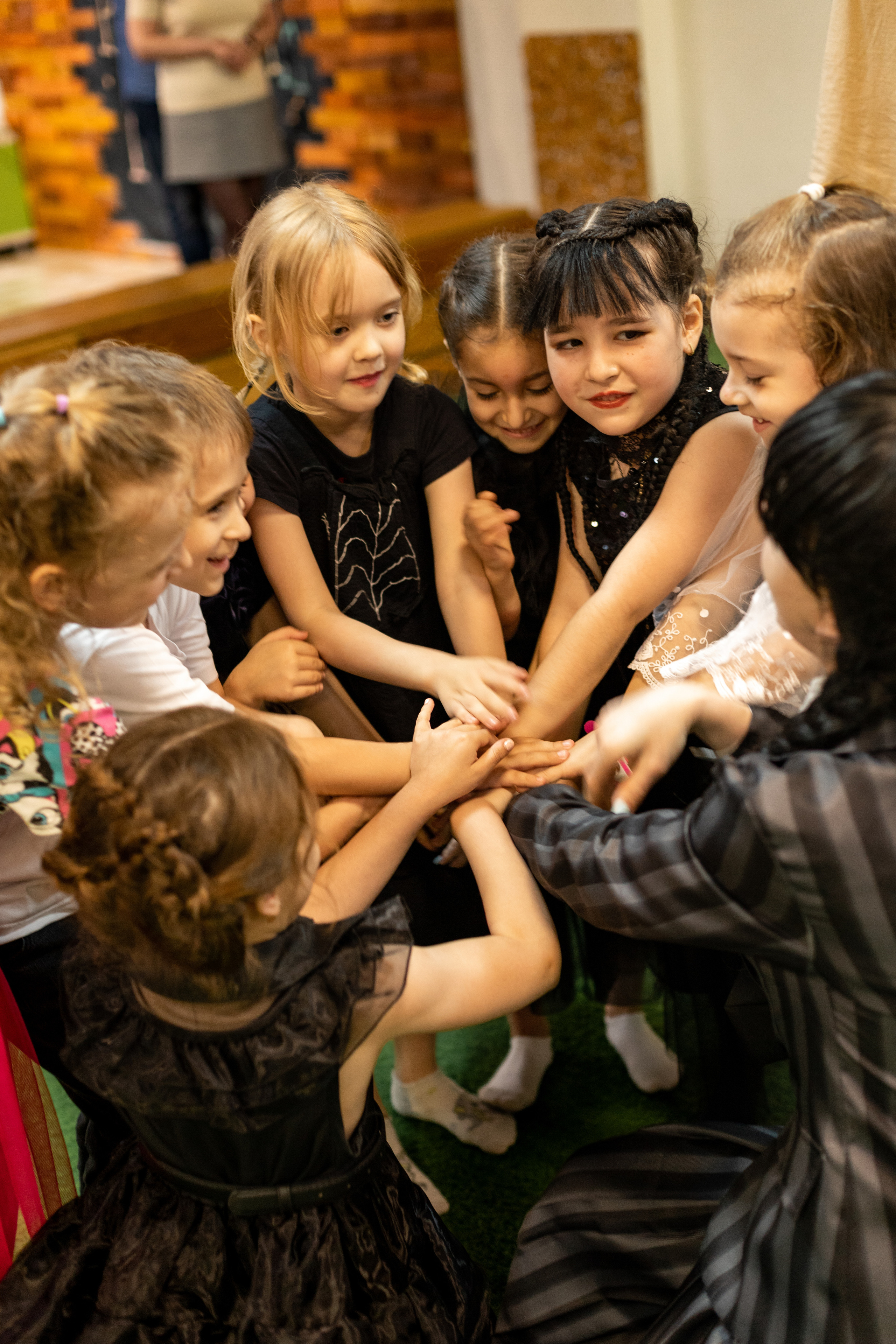 Детский день рождения в стиле Wendsday на площадке Playbery. Семейный и детский фотограф в Краснодаре Ирина Лаврецкая