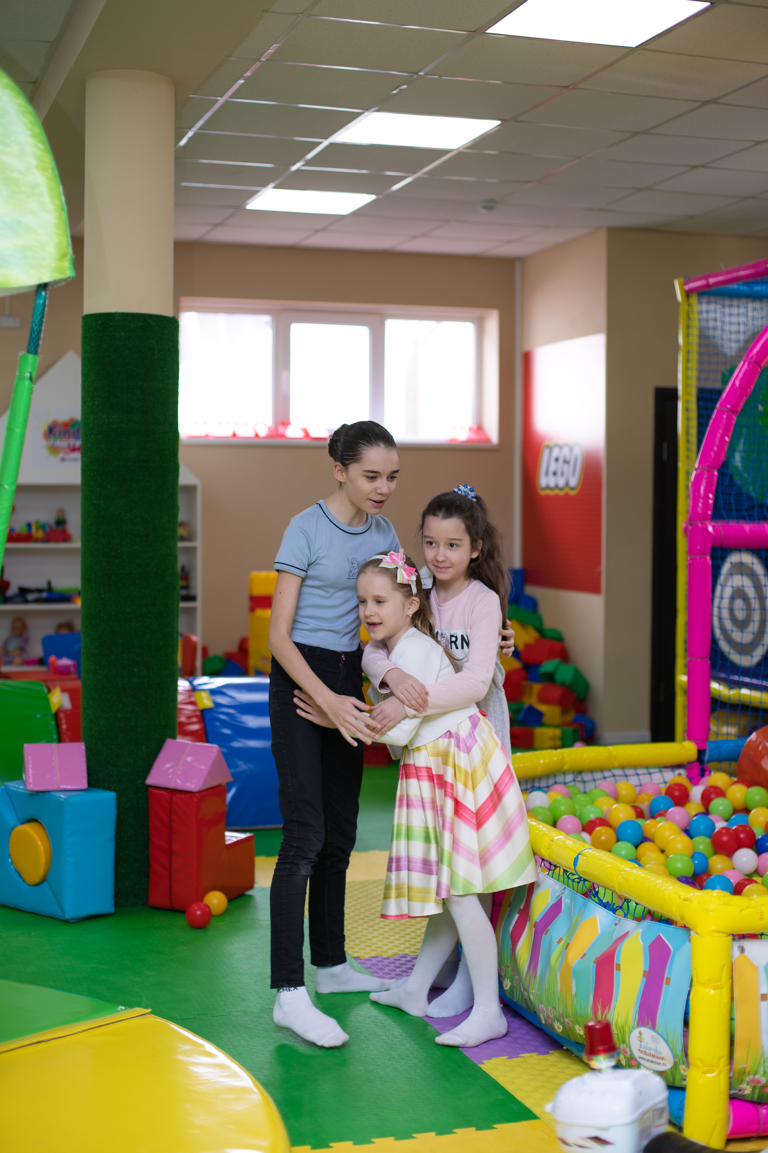 Детский день рождения на площадке Kinder party. Семейный и детский фотограф в Краснодаре Ирина Лаврецкая