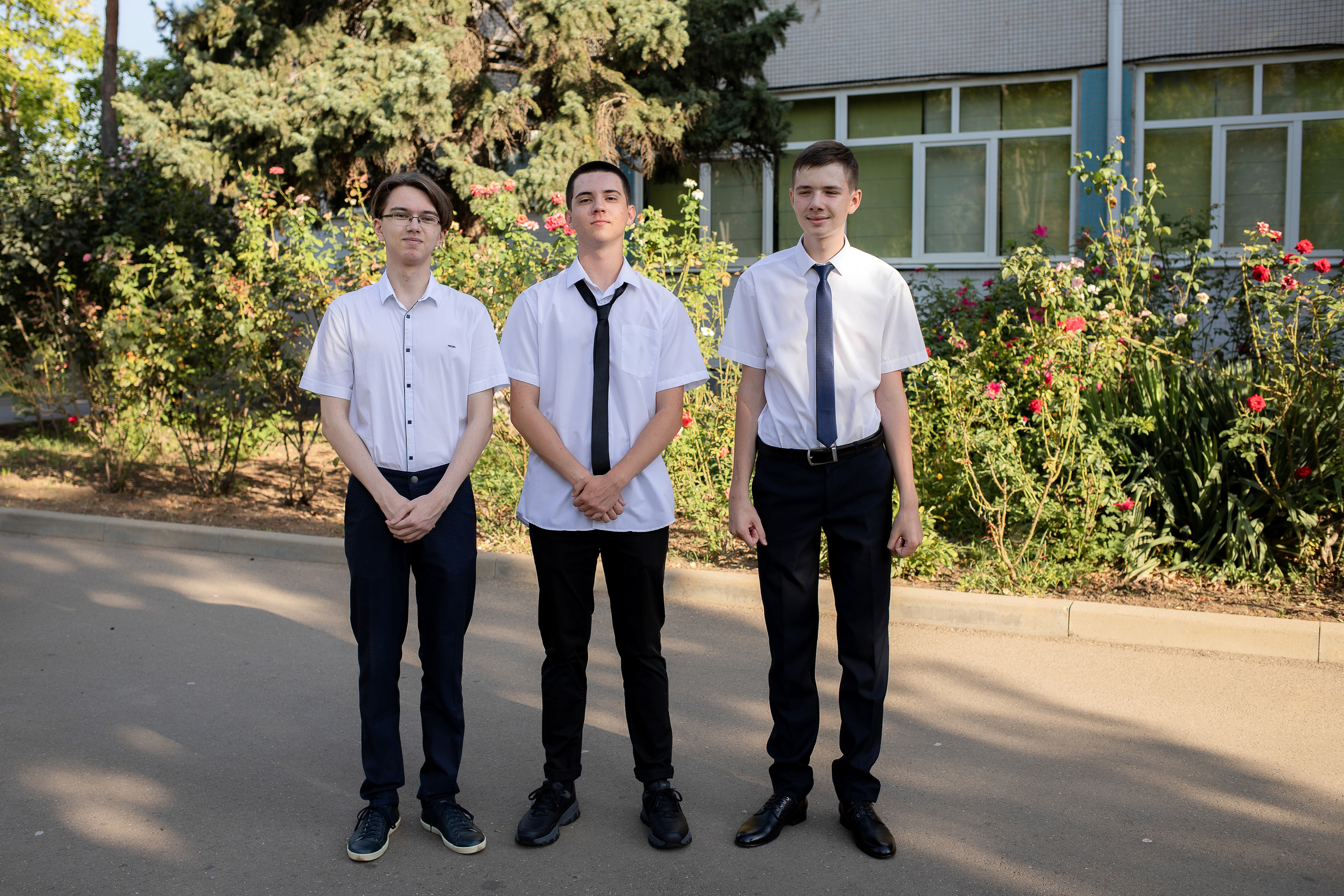 Линейка 11 класс. Семейный и детский фотограф в Краснодаре Ирина Лаврецкая