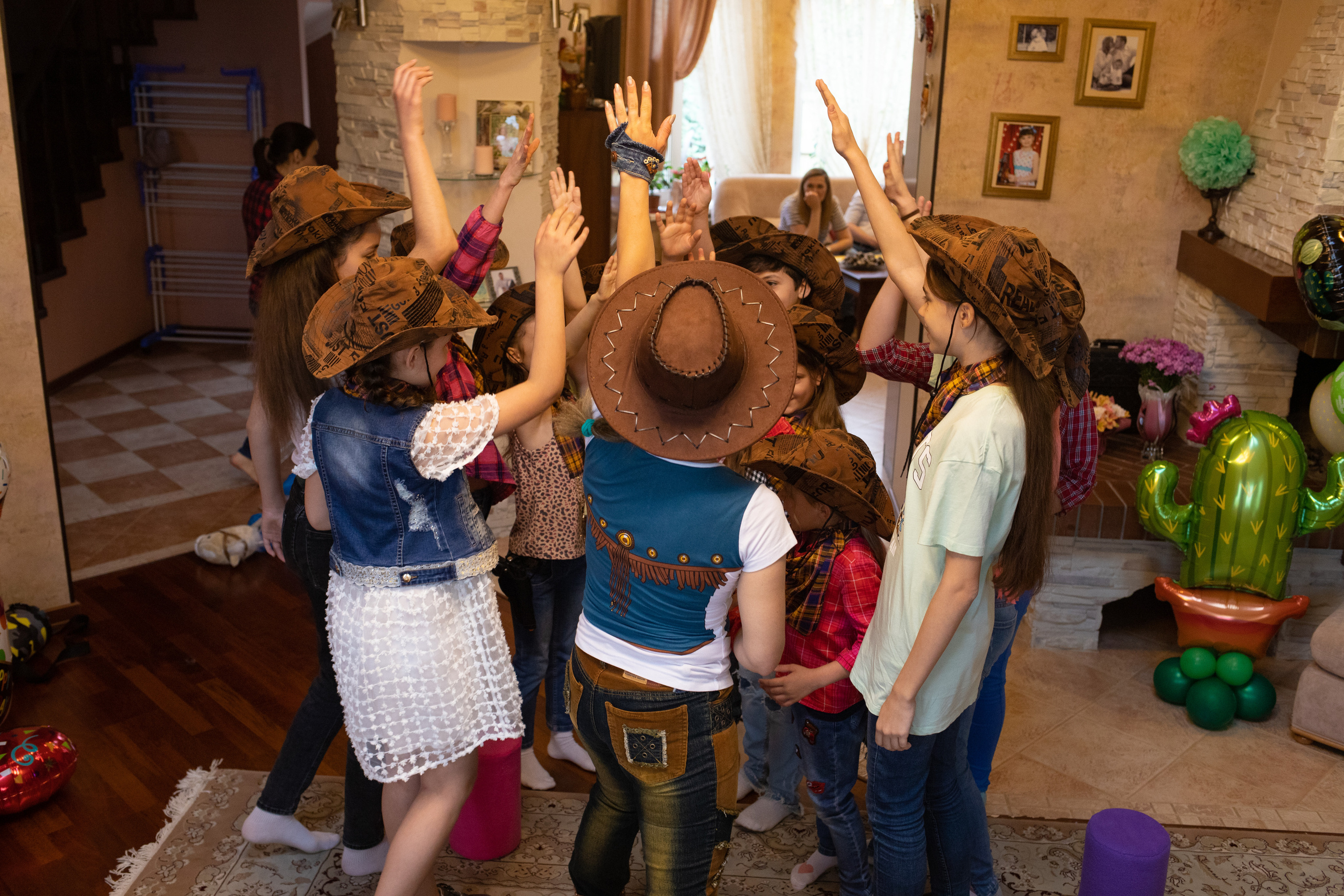 Детский день рождения. Домашний репортаж. Семейный и детский фотограф в Краснодаре Ирина Лаврецкая