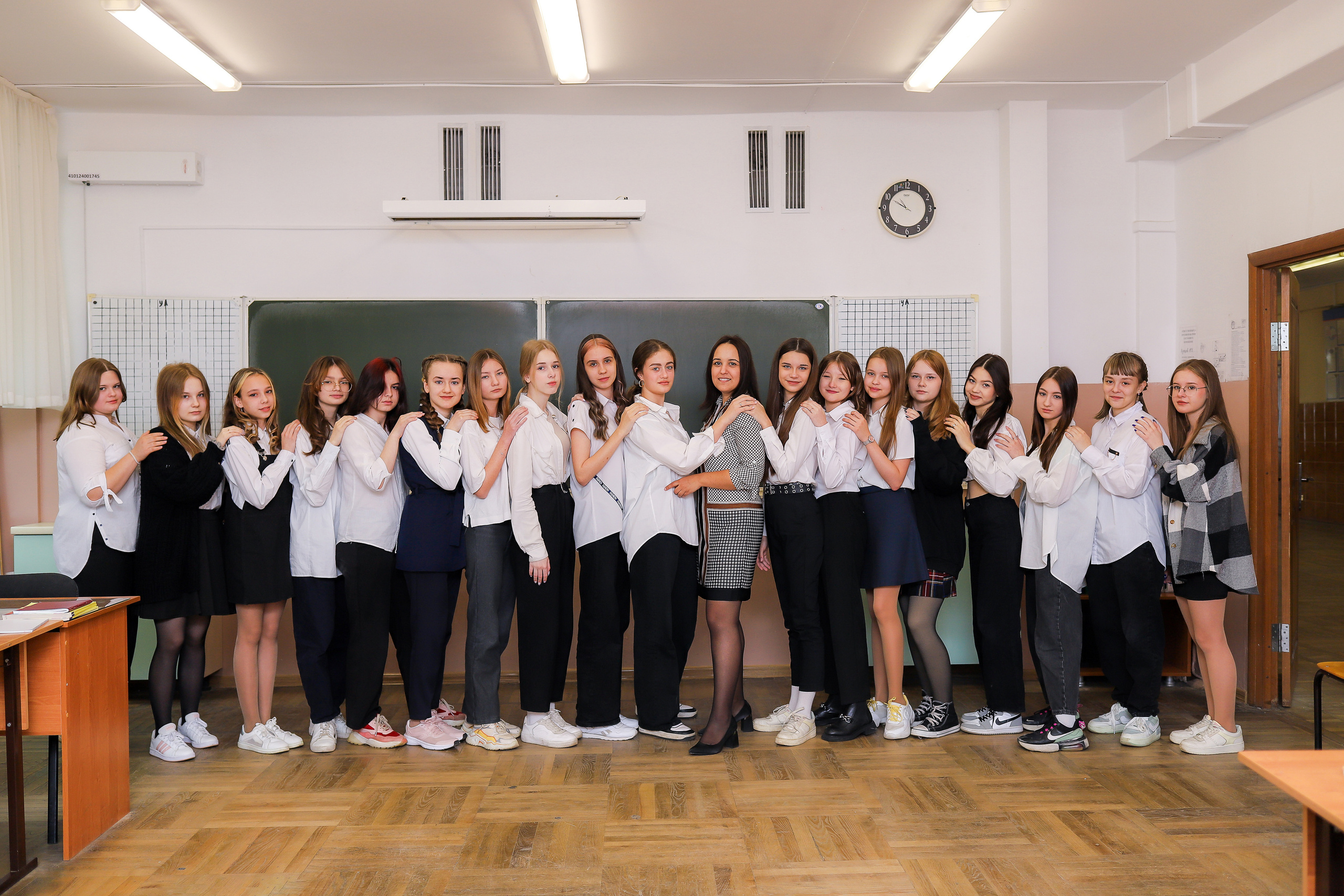 Съемка в классе 7 А. Семейный и детский фотограф в Краснодаре Ирина Лаврецкая