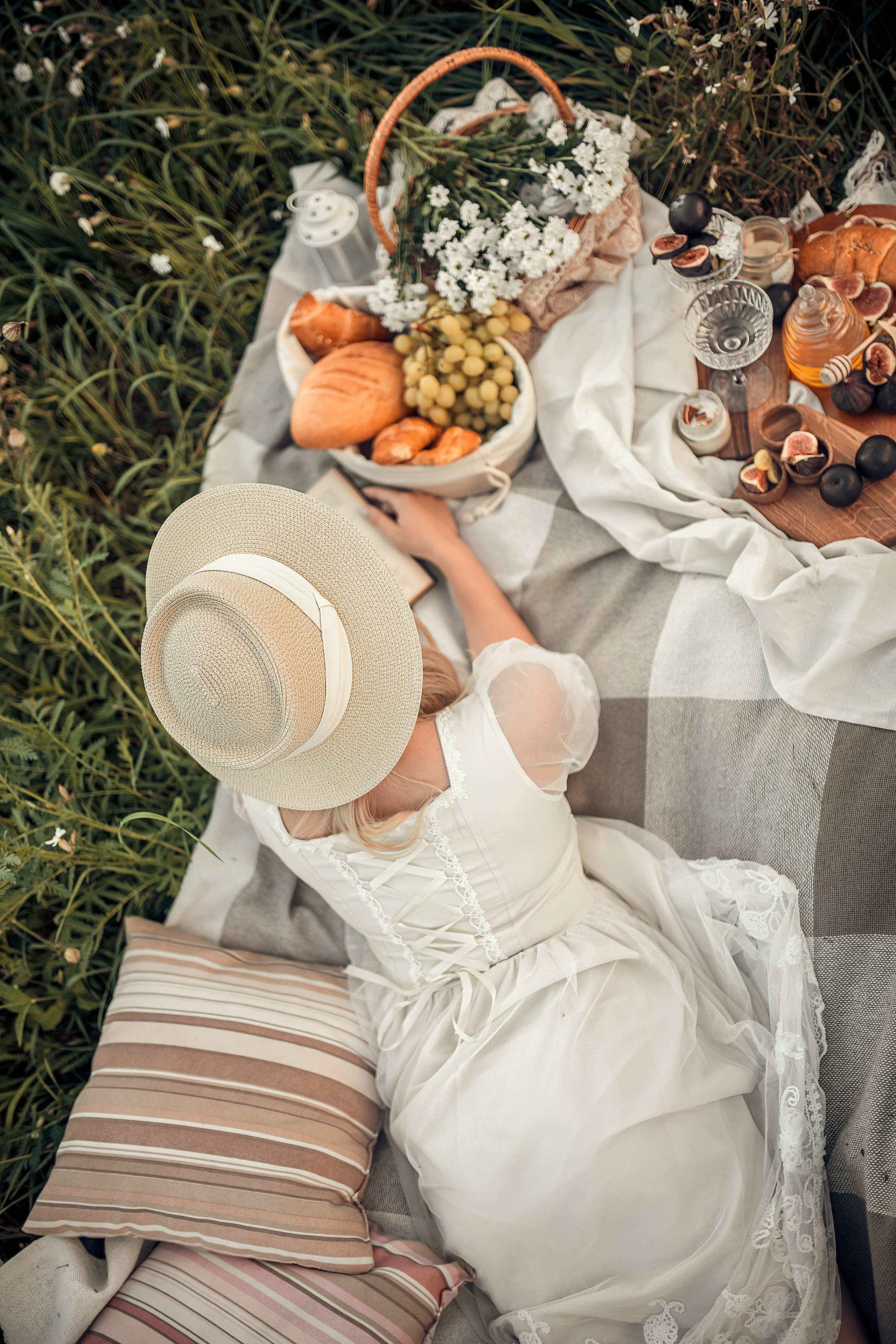 Волшебная поляна цветов. Свадебный, семейный и детский фотограф в Москве и области