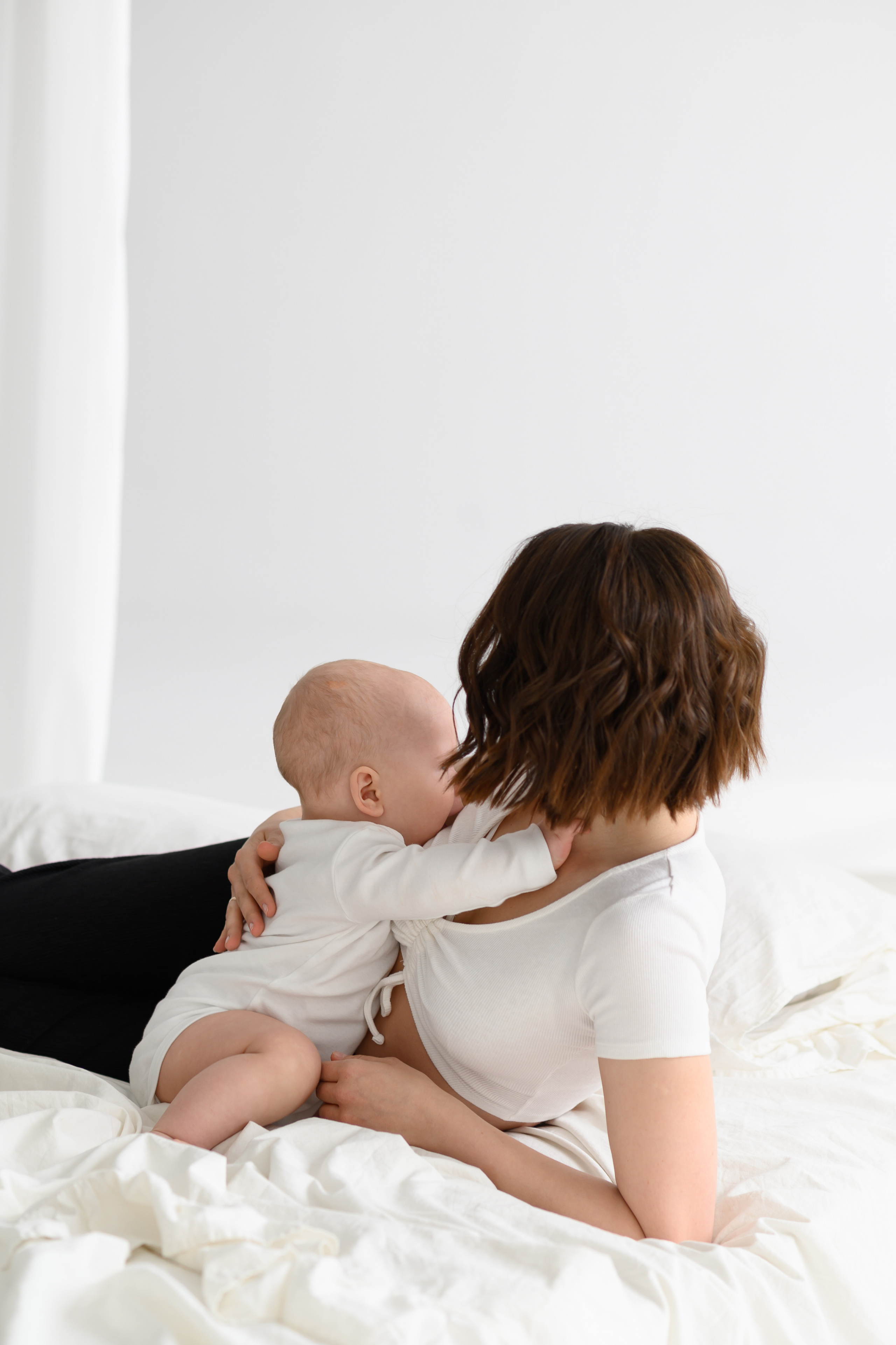 Лайфстайл.Минимализм.Студия.Подросшие малыши. Фотограф новорождённых Абакан Марина Дейнюк