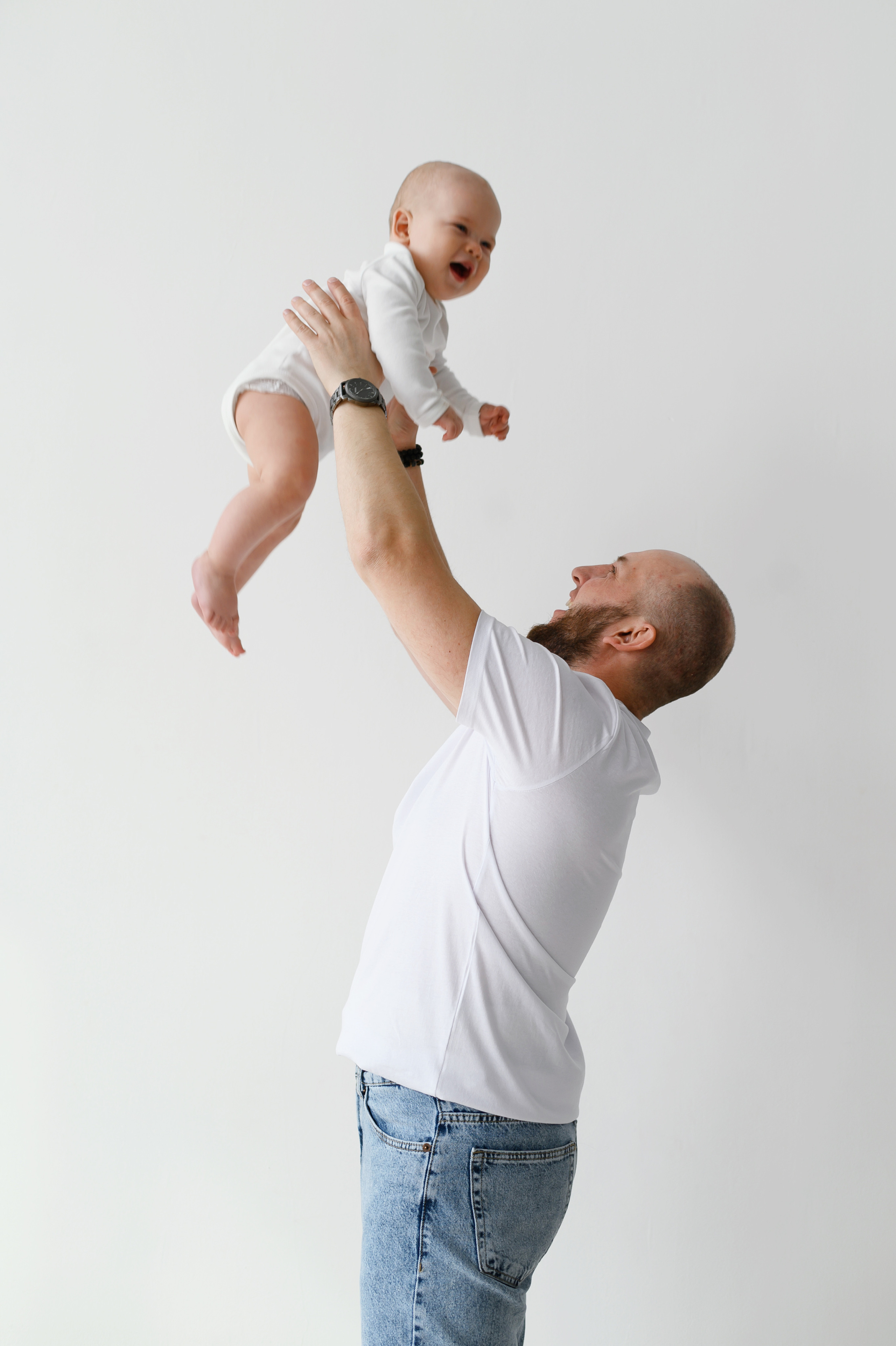 Стиль минимализм. Студийная серия. Фотограф новорождённых Абакан Марина Дейнюк