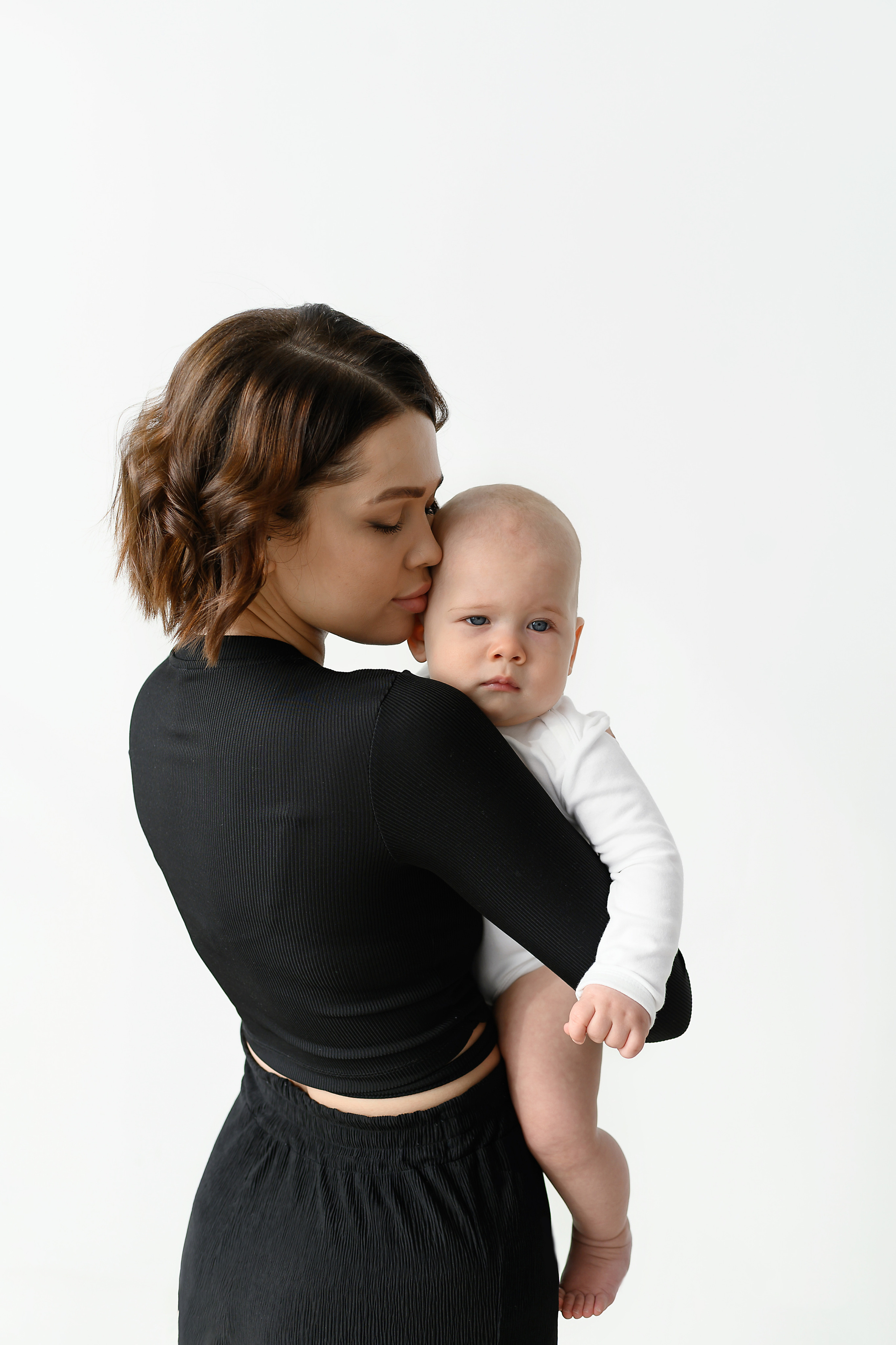 Стиль минимализм. Студийная серия. Фотограф новорождённых Абакан Марина Дейнюк