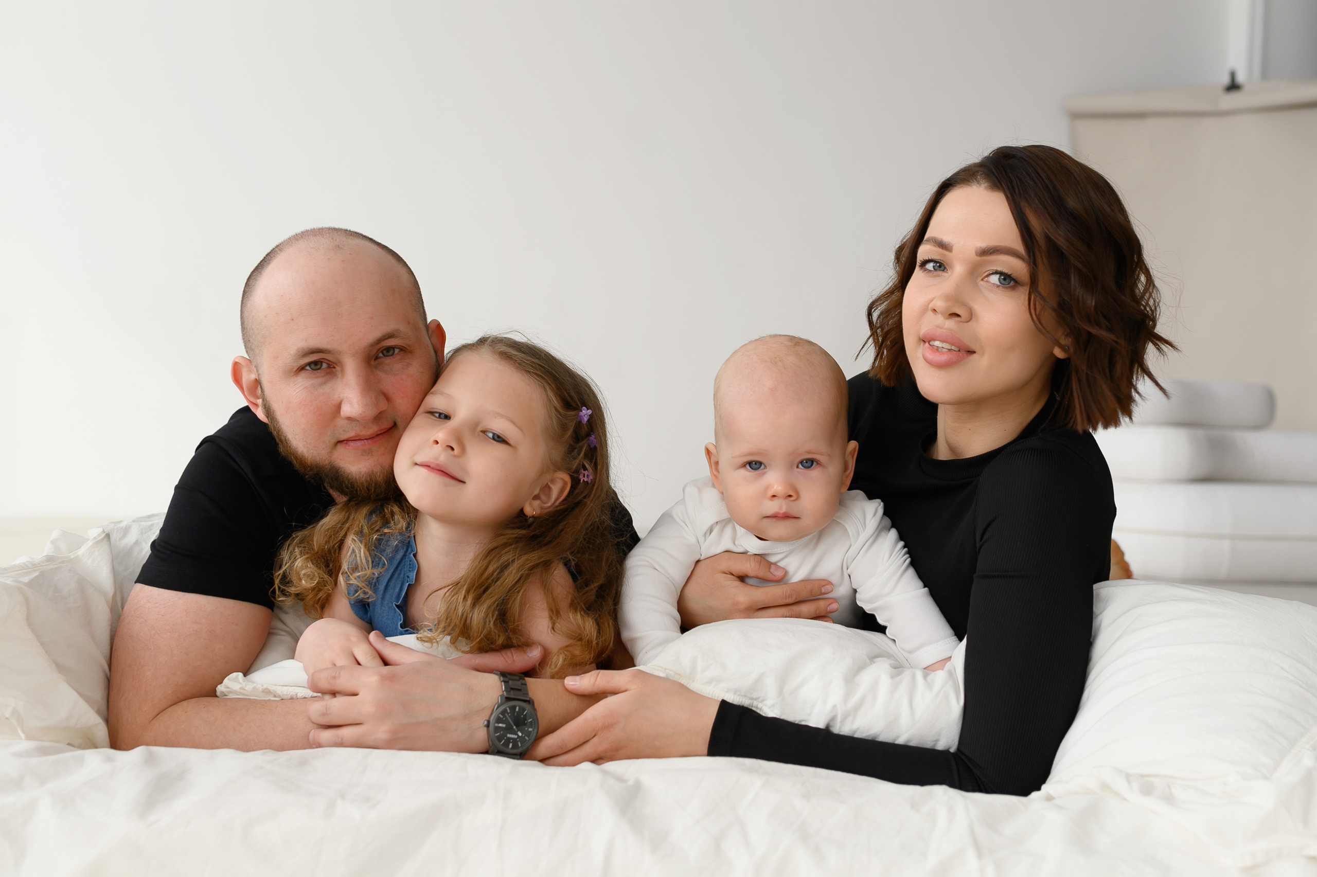 Стиль минимализм. Студийная серия. Фотограф новорождённых Абакан Марина Дейнюк