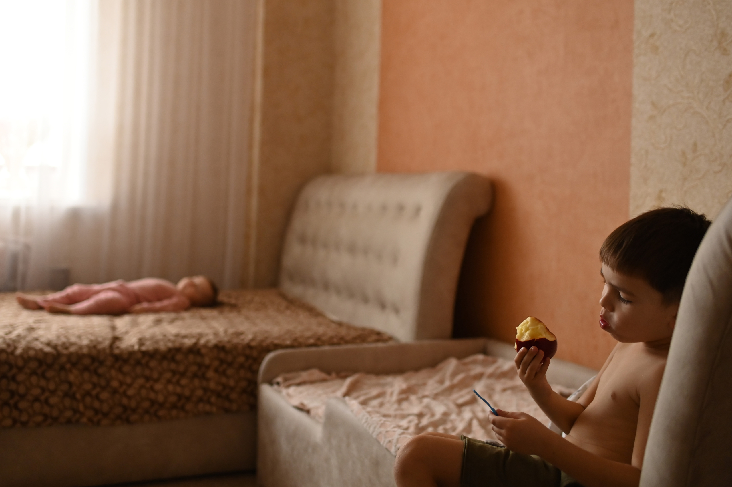 Домашняя съемка Дианы и ее семьи. Фотограф новорождённых Абакан Марина Дейнюк