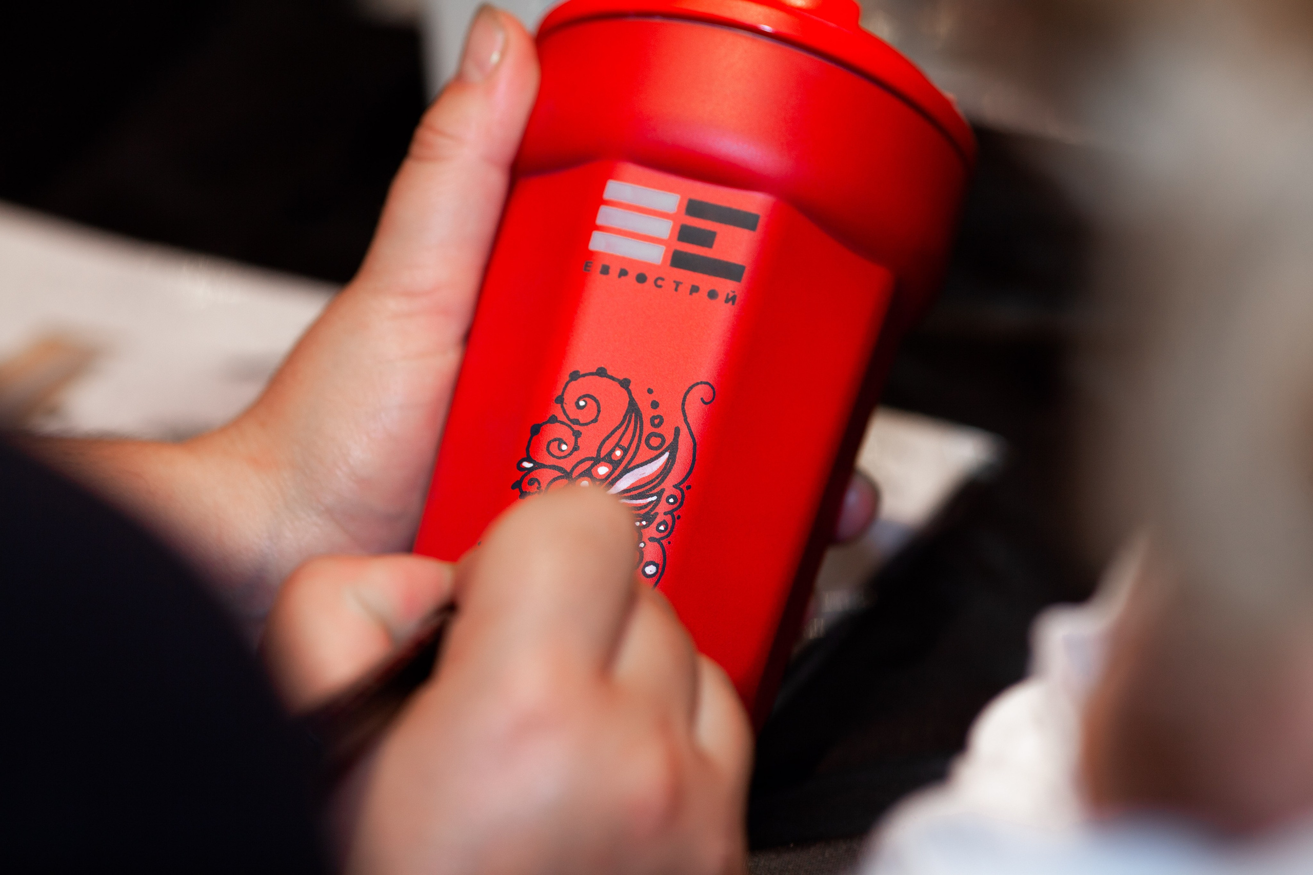 Еврострой — День строителя. Двойняшки-фотографы Анна и Анастасия в Санкт-Петербурге