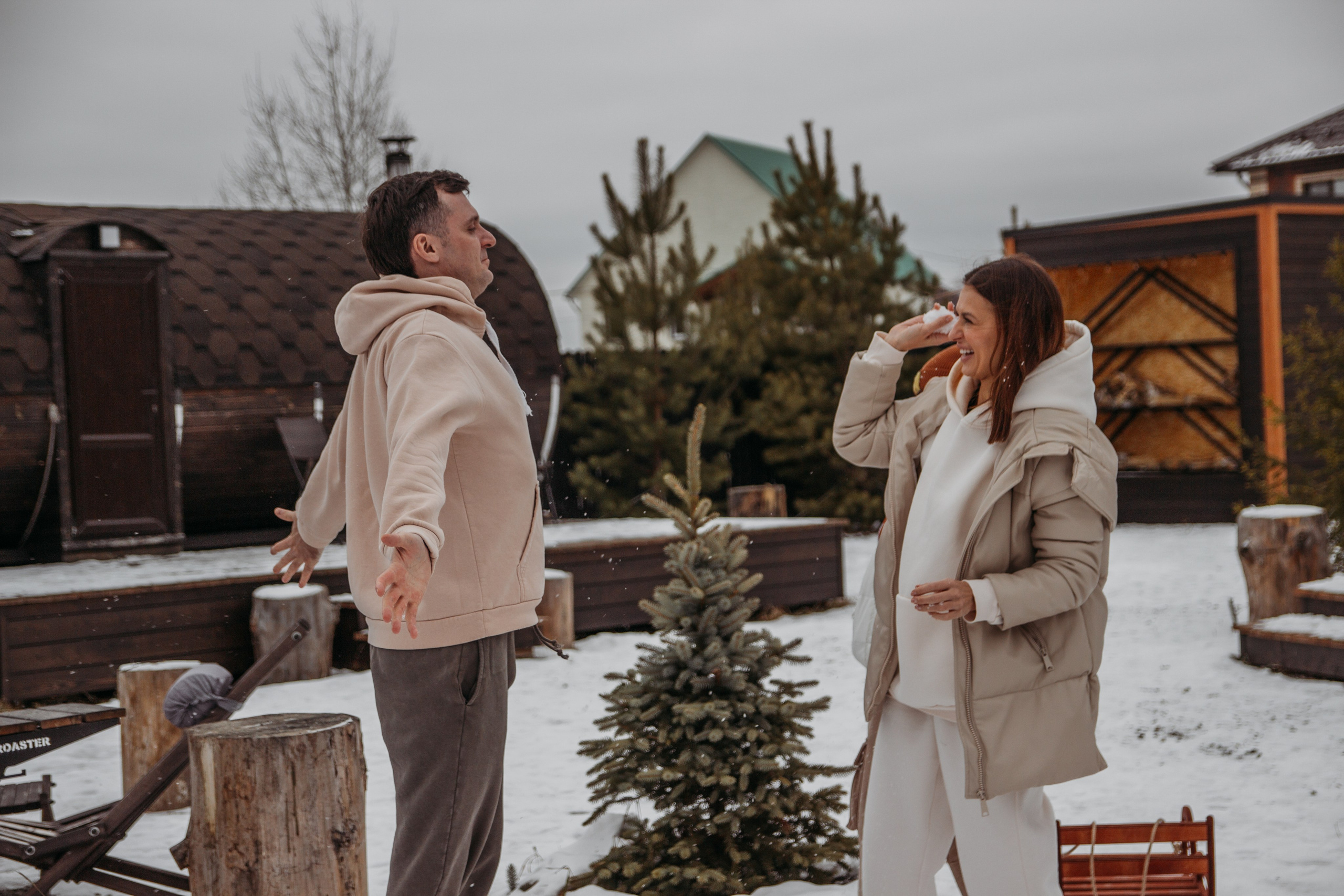 Новогодняя съемка в домике, для семьи Вероники. Венера Гайн. Репортажный фотограф  Тюмень. Обучение фотографии с 0