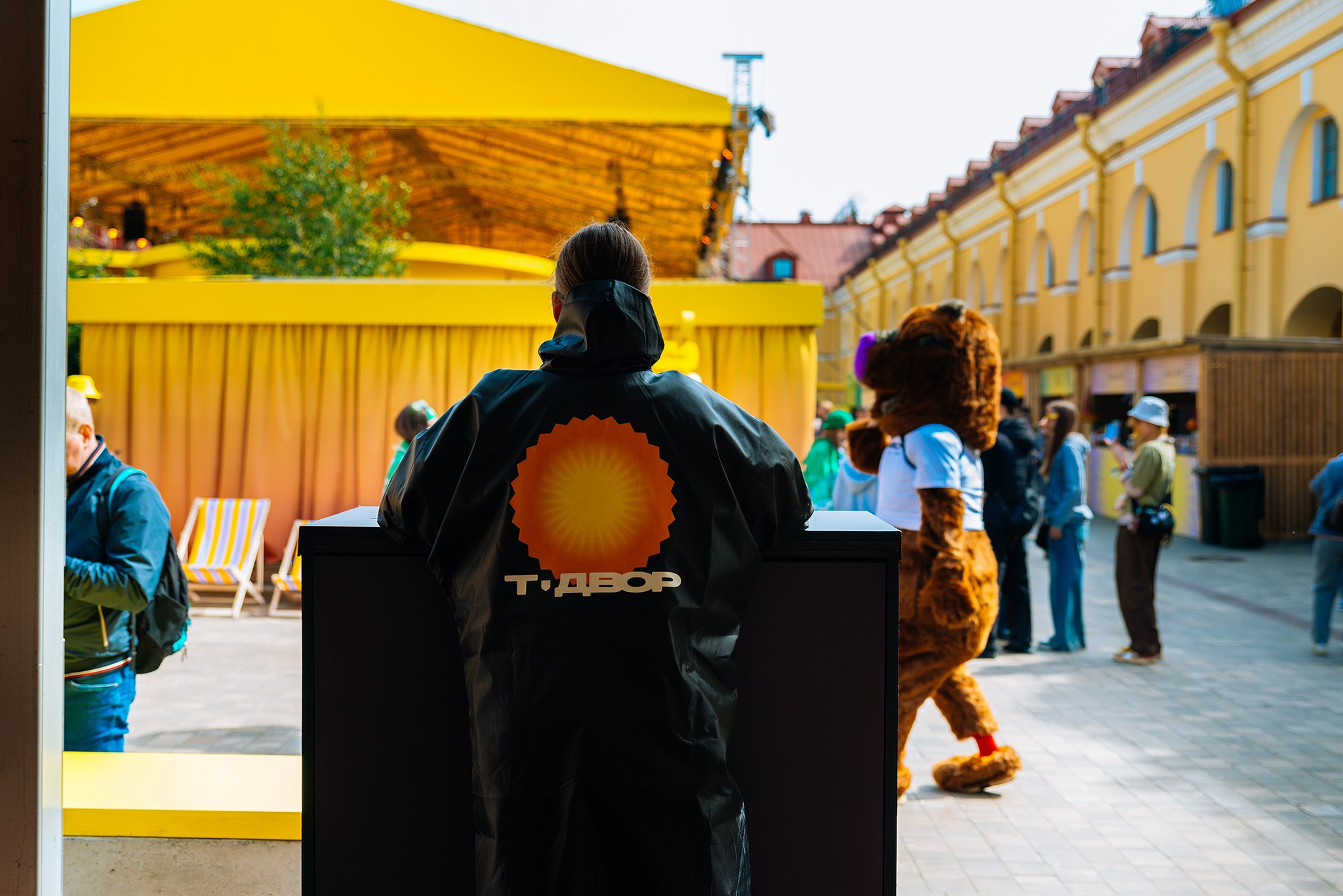 Т-Двор. День науки и образования. Июнь 25. Репортажный фотограф в Санкт-Петербурге Анастасия Клёпова