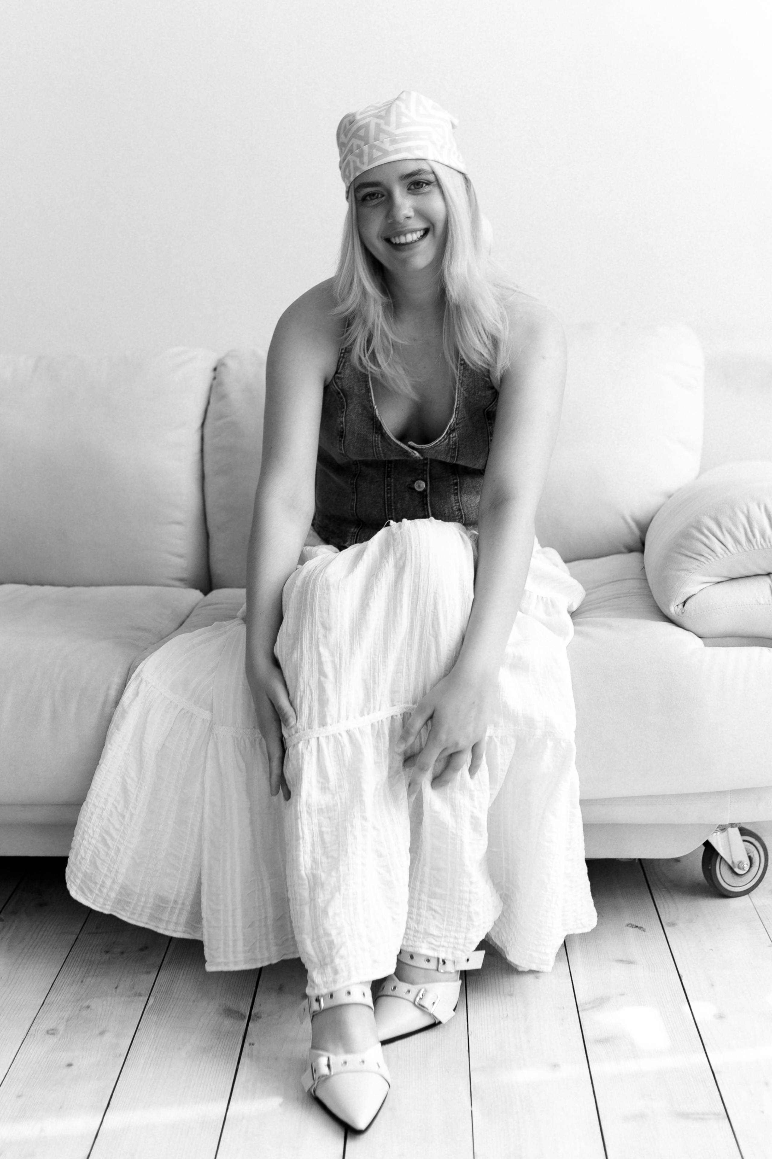 Нежная фотосессия в студии. Фотограф в Санкт-Петербурге и Уфе Алина Шаймухаметова