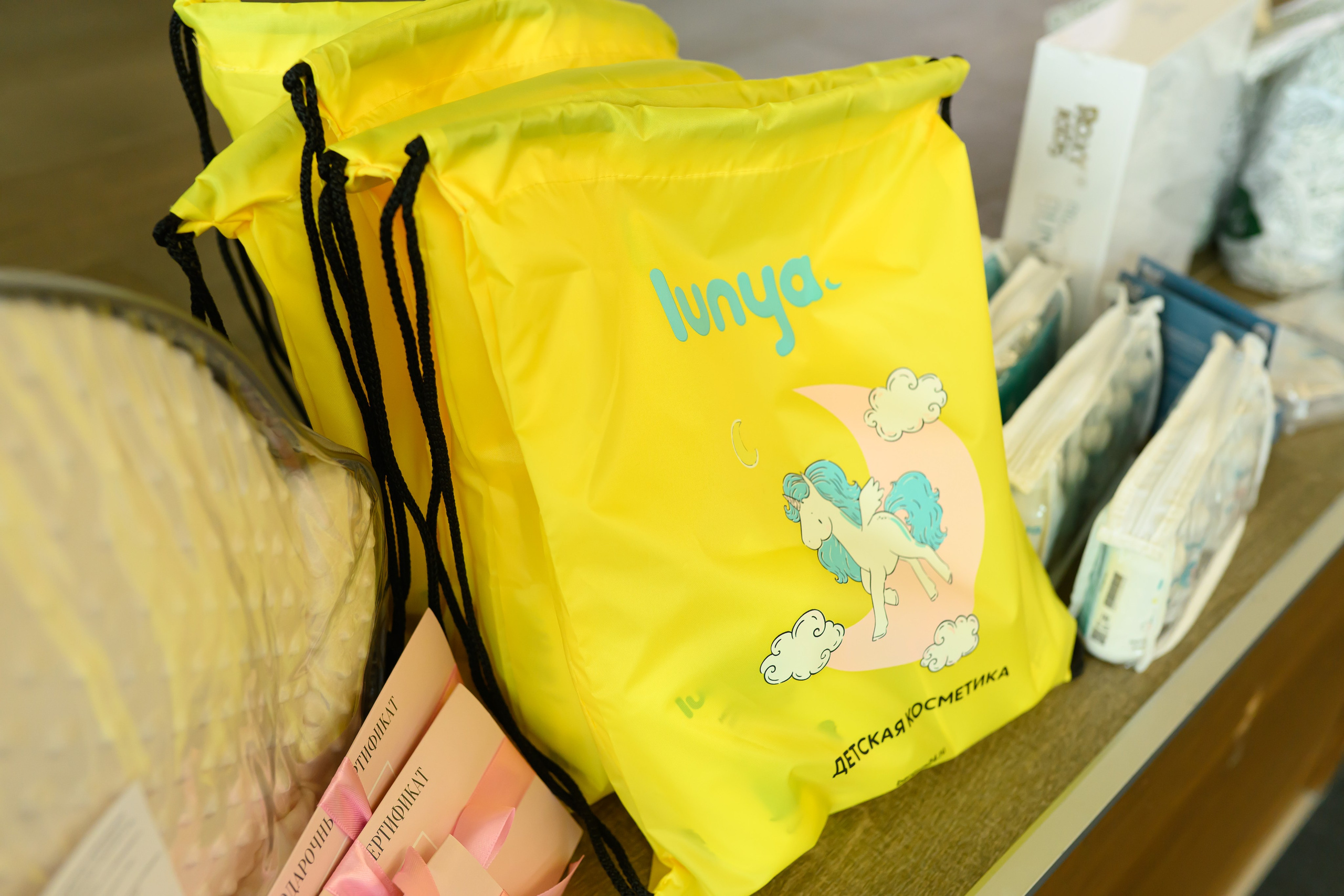 Фотоотчет праздника материнства февраль 2026 г. Профессиональный фотограф Елена Красилина г.Ярославль, г. Рыбинск