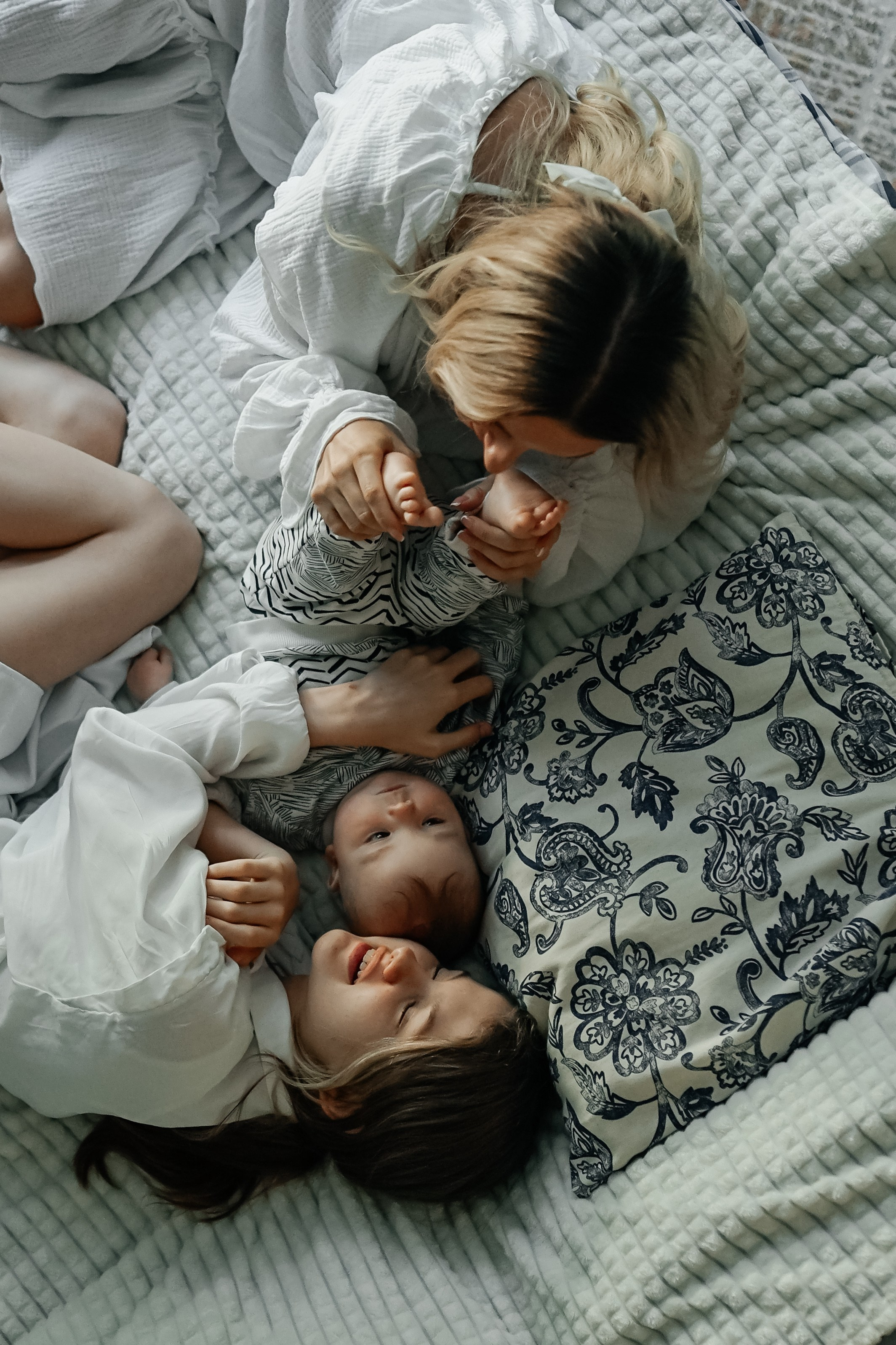 Семья Александры дочь и сын. Главная