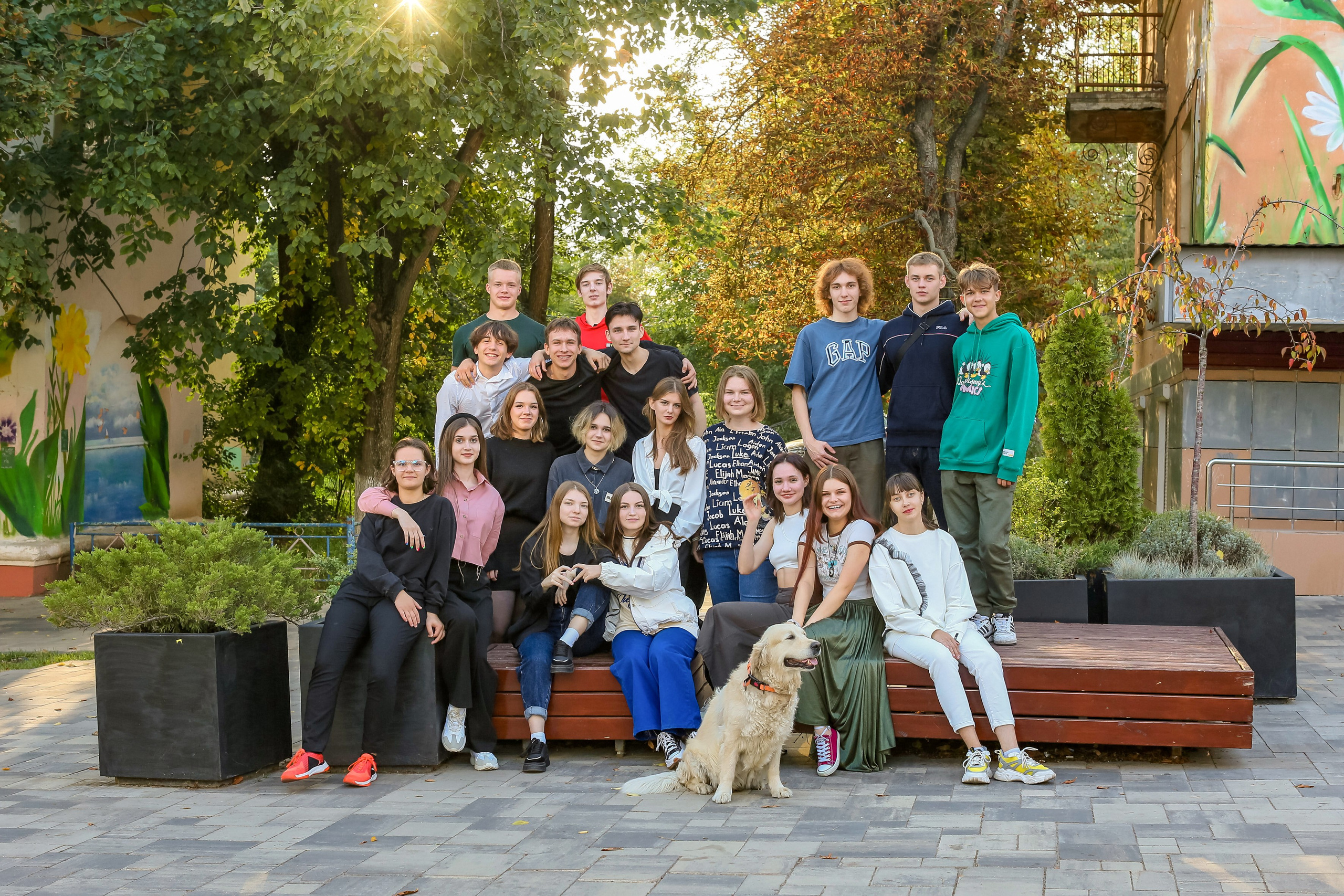 Уличная фотосессия выпускников. Школьные выпускные альбомы в Белгороде