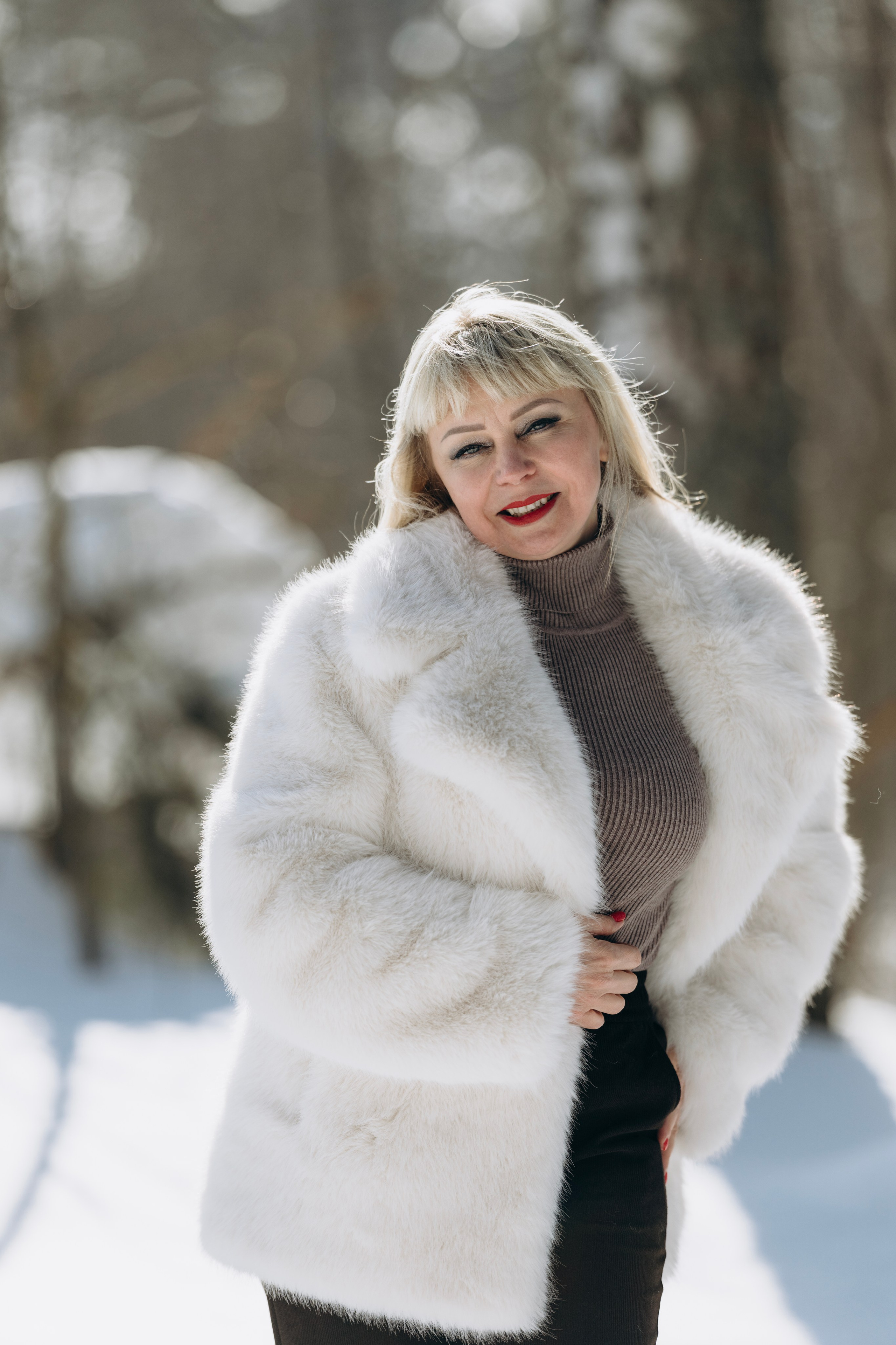 Фотосессия в заснеженном лесу. Элла. Свадебный фотограф в Казани, и Зеленодольске Радик Мухаметов