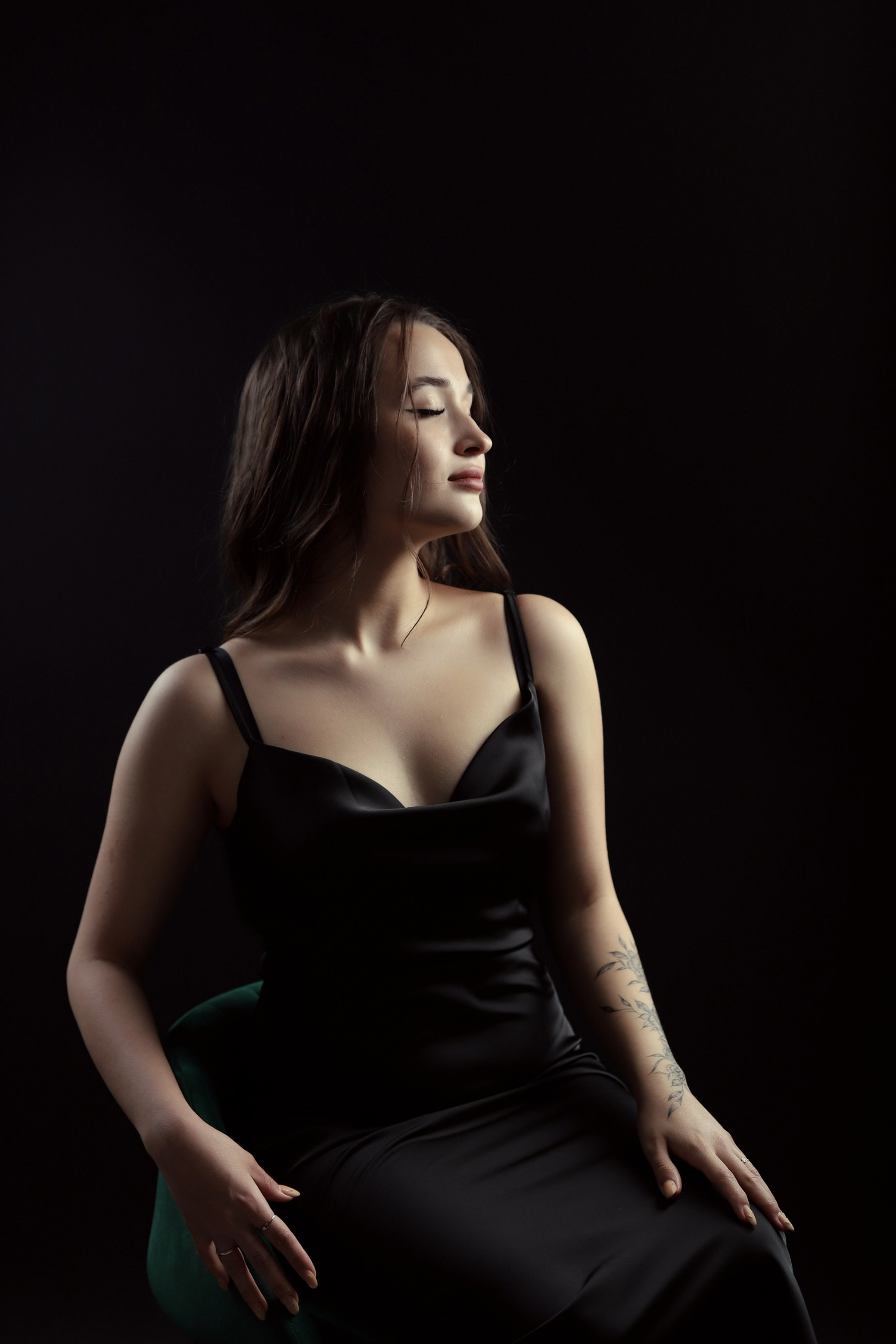 Съемка на черном фоне. Фотограф Кравченко Юлия. Энгельс