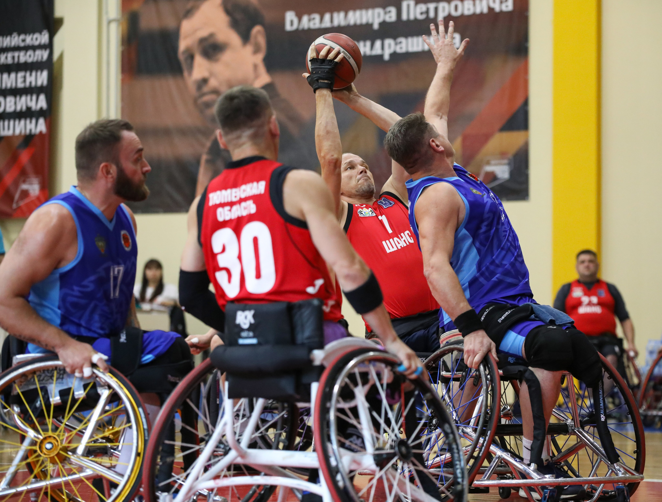 Баскетбол на колясках. Спортивный фотограф в Санкт-Петербурге Наталья Ксенофонтова