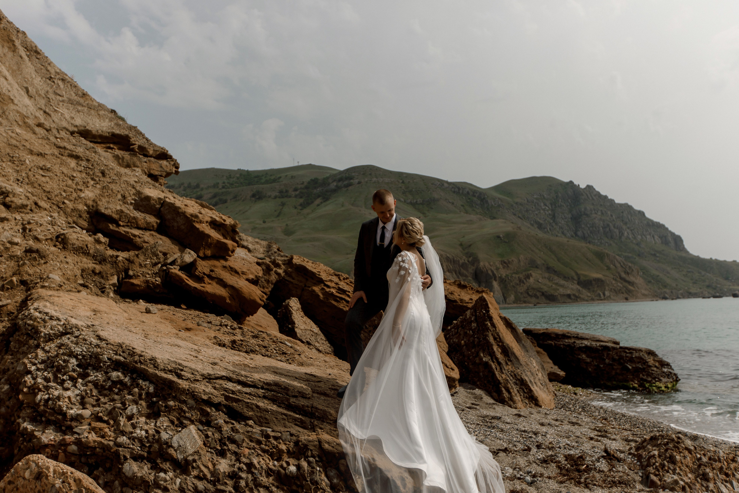 Денис и Алина. Белый замок. Фотограф Анна Лейман. Севастополь