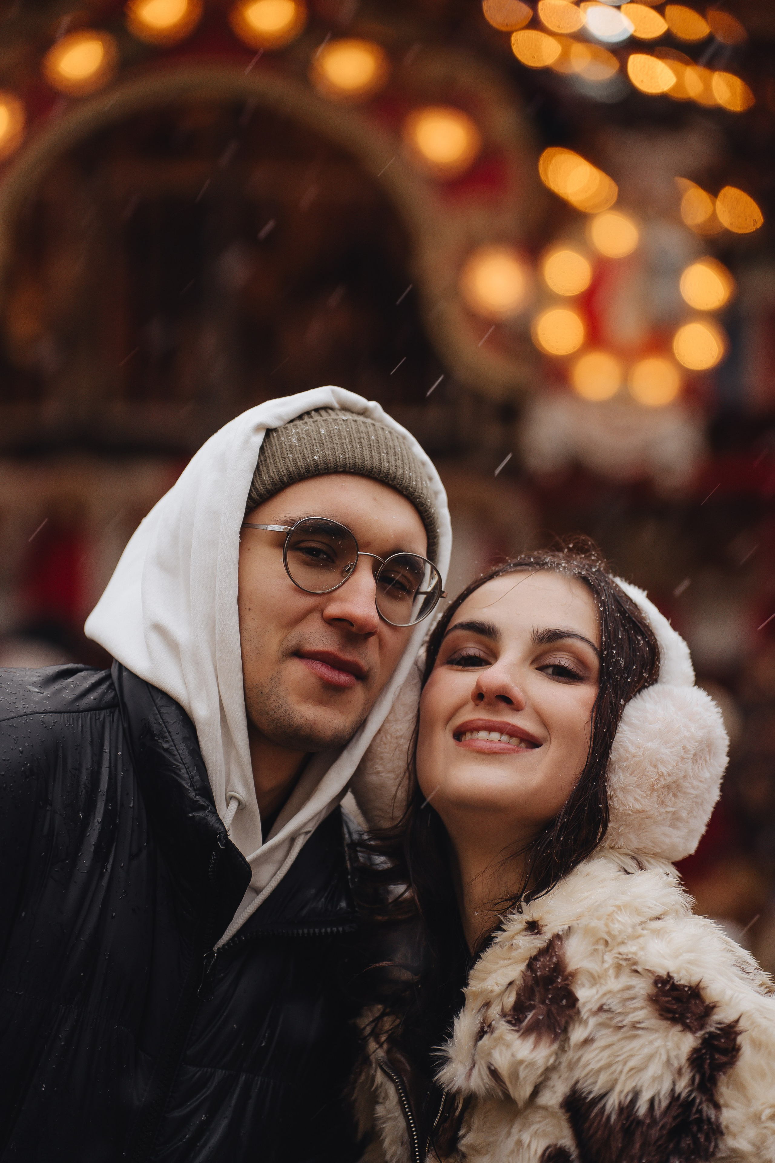 ПРОГУЛКА НА МАНЕЖНОЙ ПЛОЩАДИ ДЛЯ ДЕВУШКИ ПЕРЕД НОВЫМ ГОДОМ (НОВОГОДНЯЯ ФОТОСЕССИИЯ НА МАНЕЖНОЙ ПЛОЩАДИ). Профессиональный фотограф, Санкт-Петербург — Виктория Богомолова