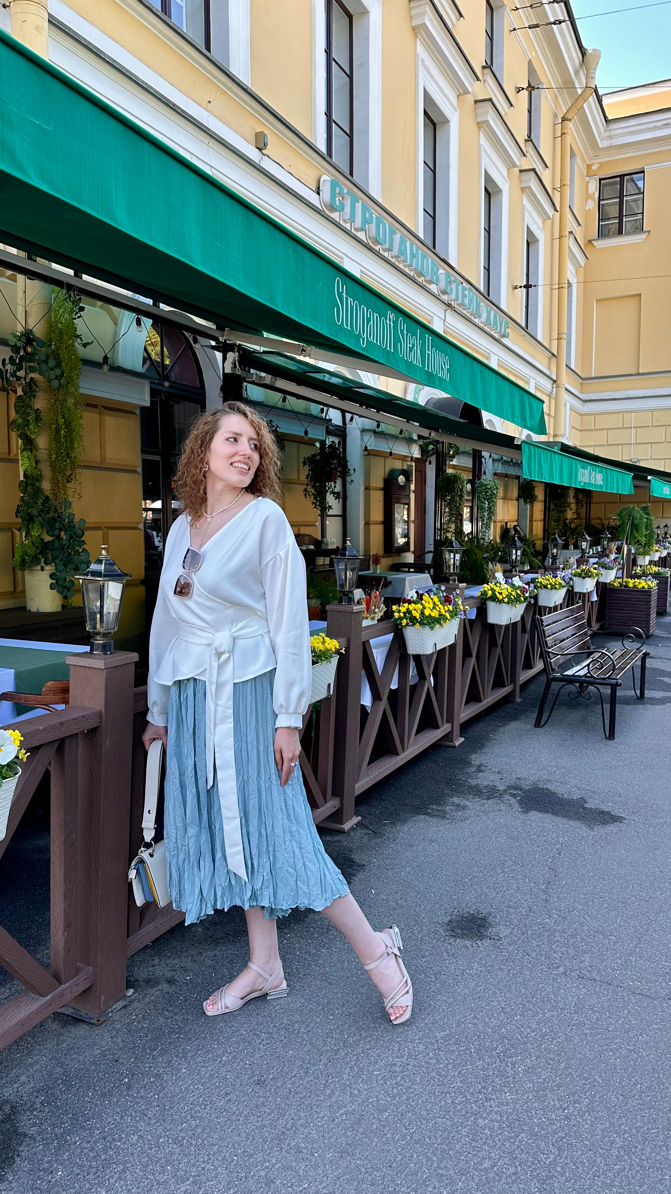 Прогулка по центру. КОНТЕНТ |БРЕНД фотограф Санкт-Петербург — Жанна Олтаржевская