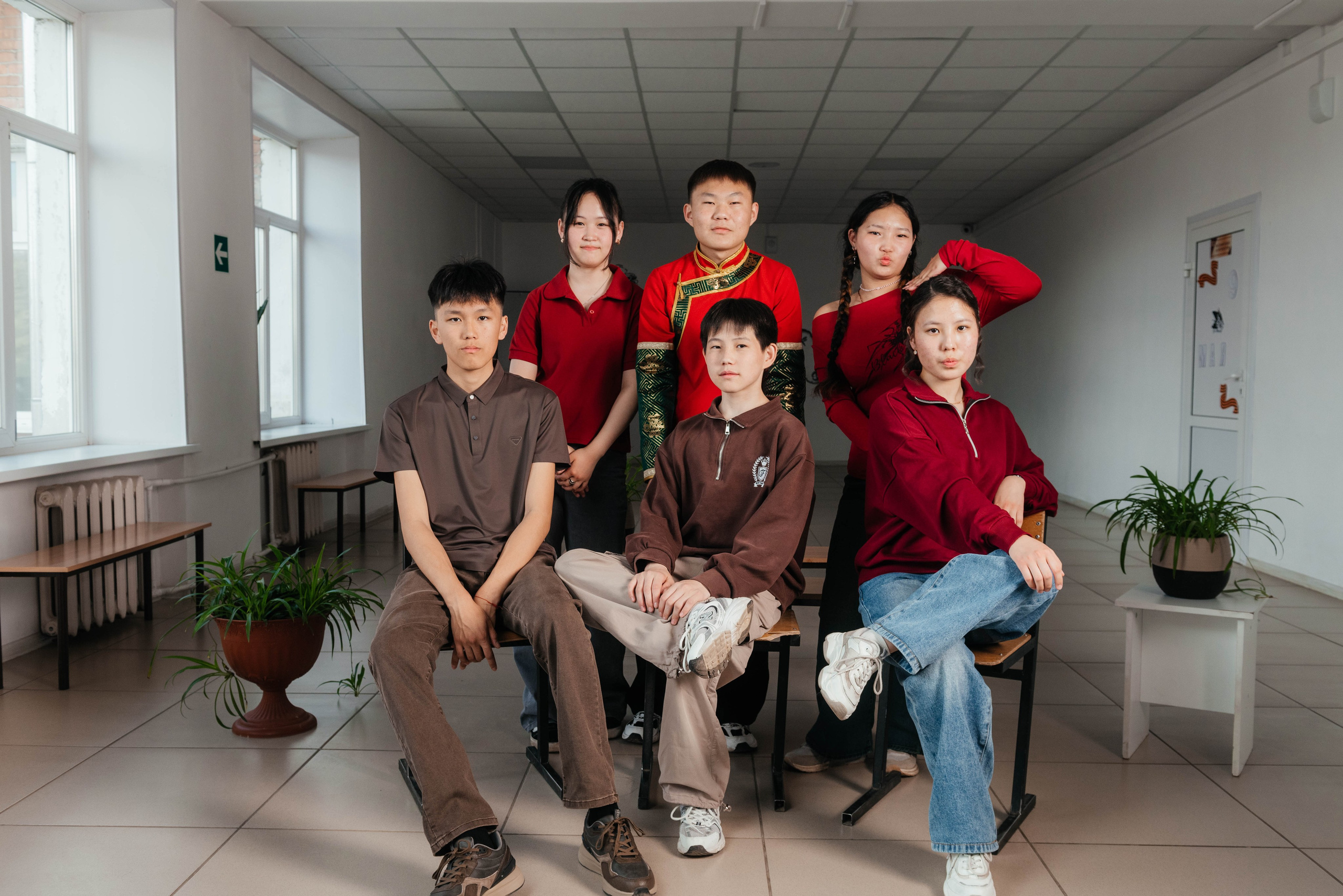 Выпускной фотоальбом для средней школы. Фотограф Эллина Дар г. Улан-Удэ