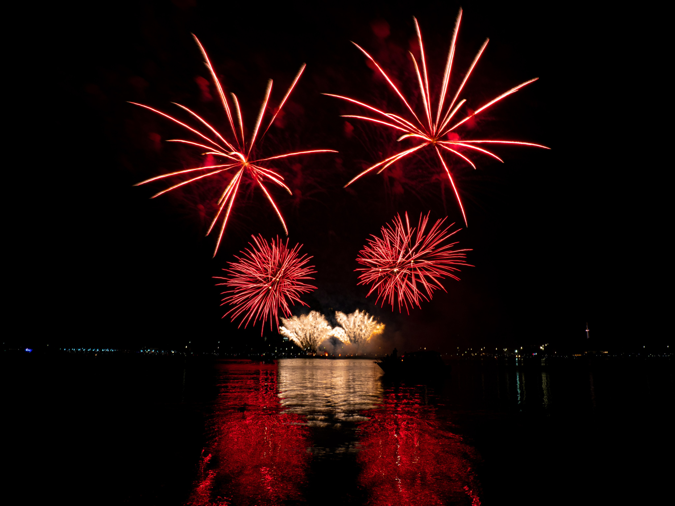 Фестиваль фейерверков «Серебряная ладья». Главная