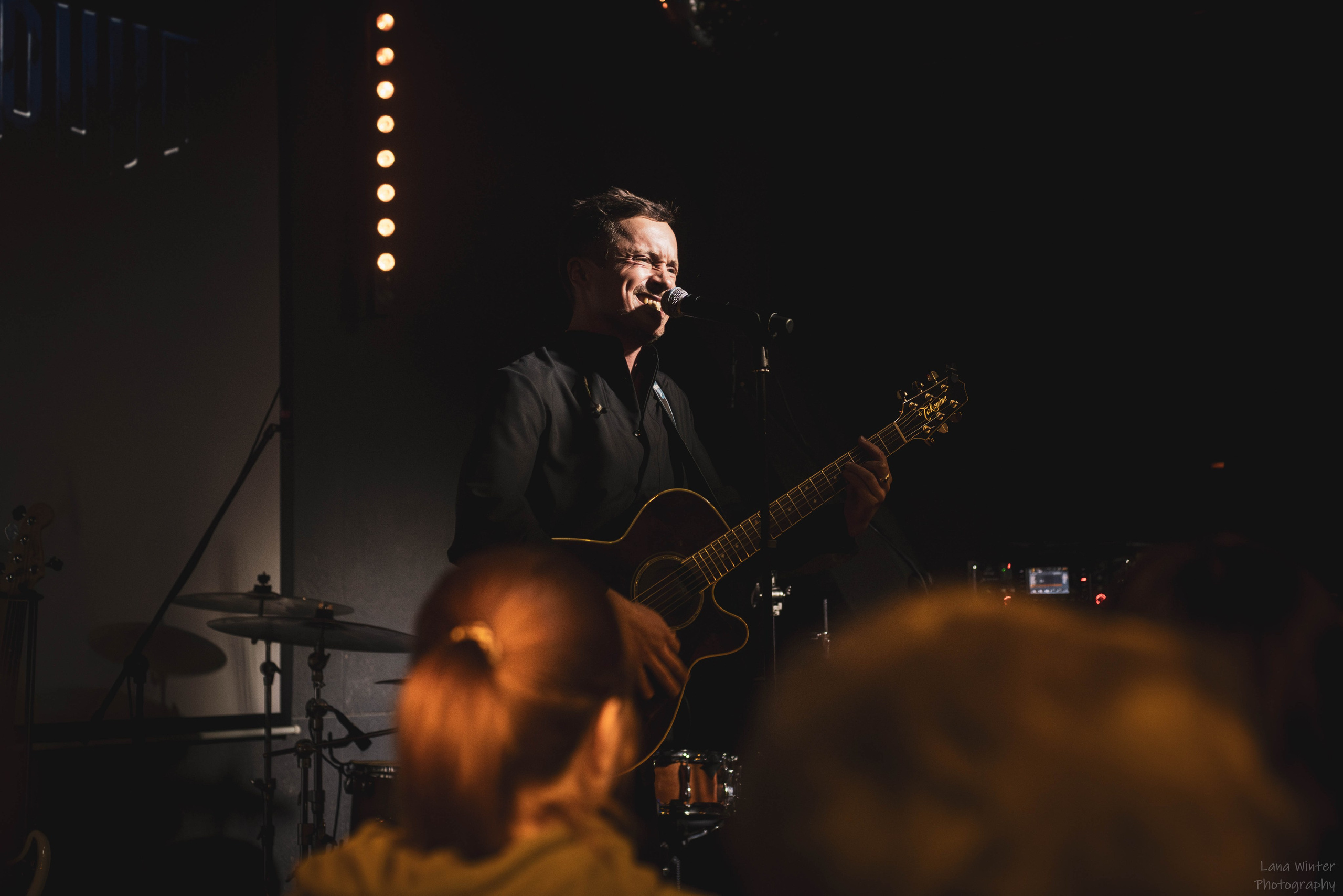 Площадь Восстания (8 марта 2025 года, Москва, клуб Техника Безопасности). Фотограф Светлана Блинова, Москва и Московская область