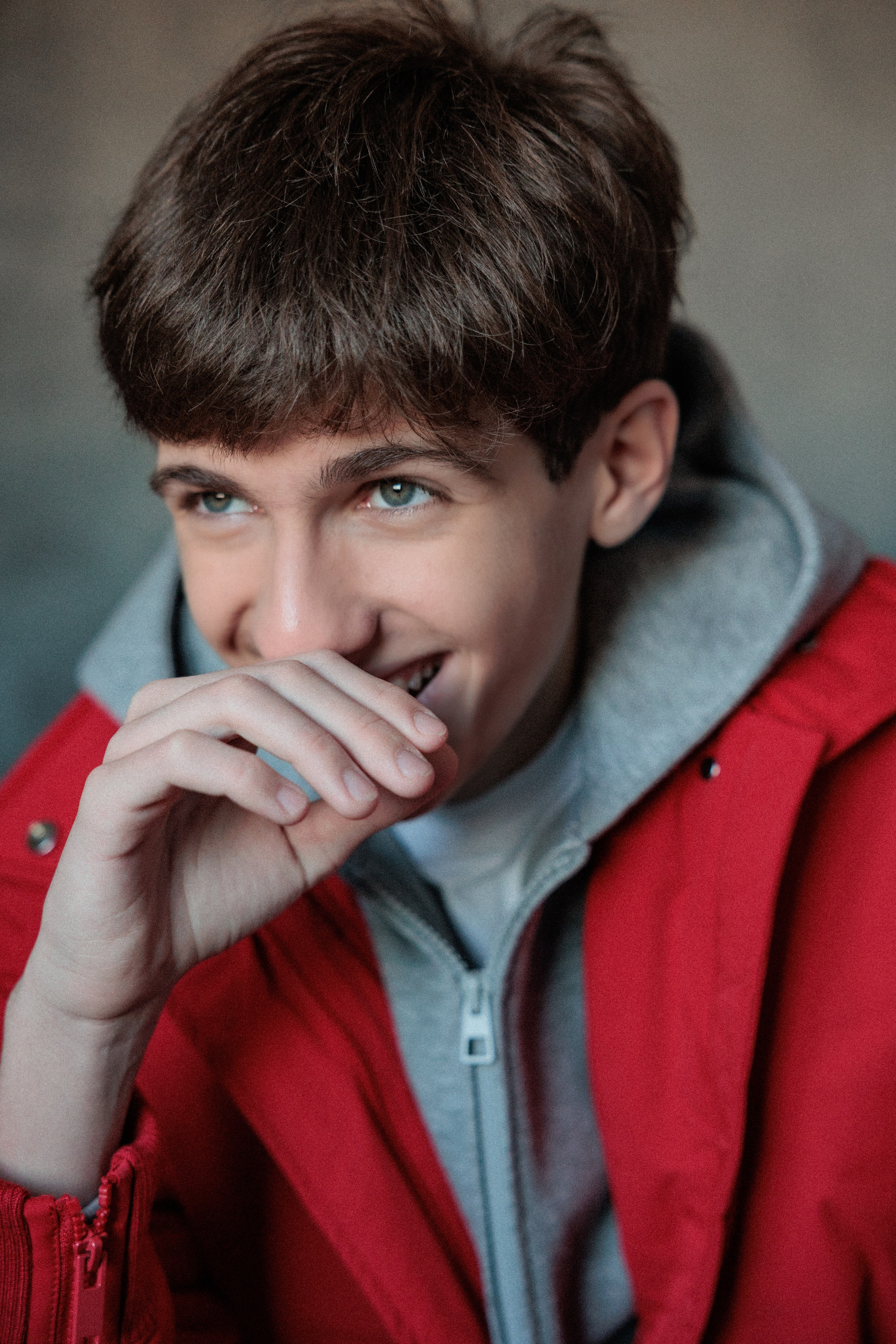 АРТЁМ. Я фотограф из Москвы к Вашим услугам