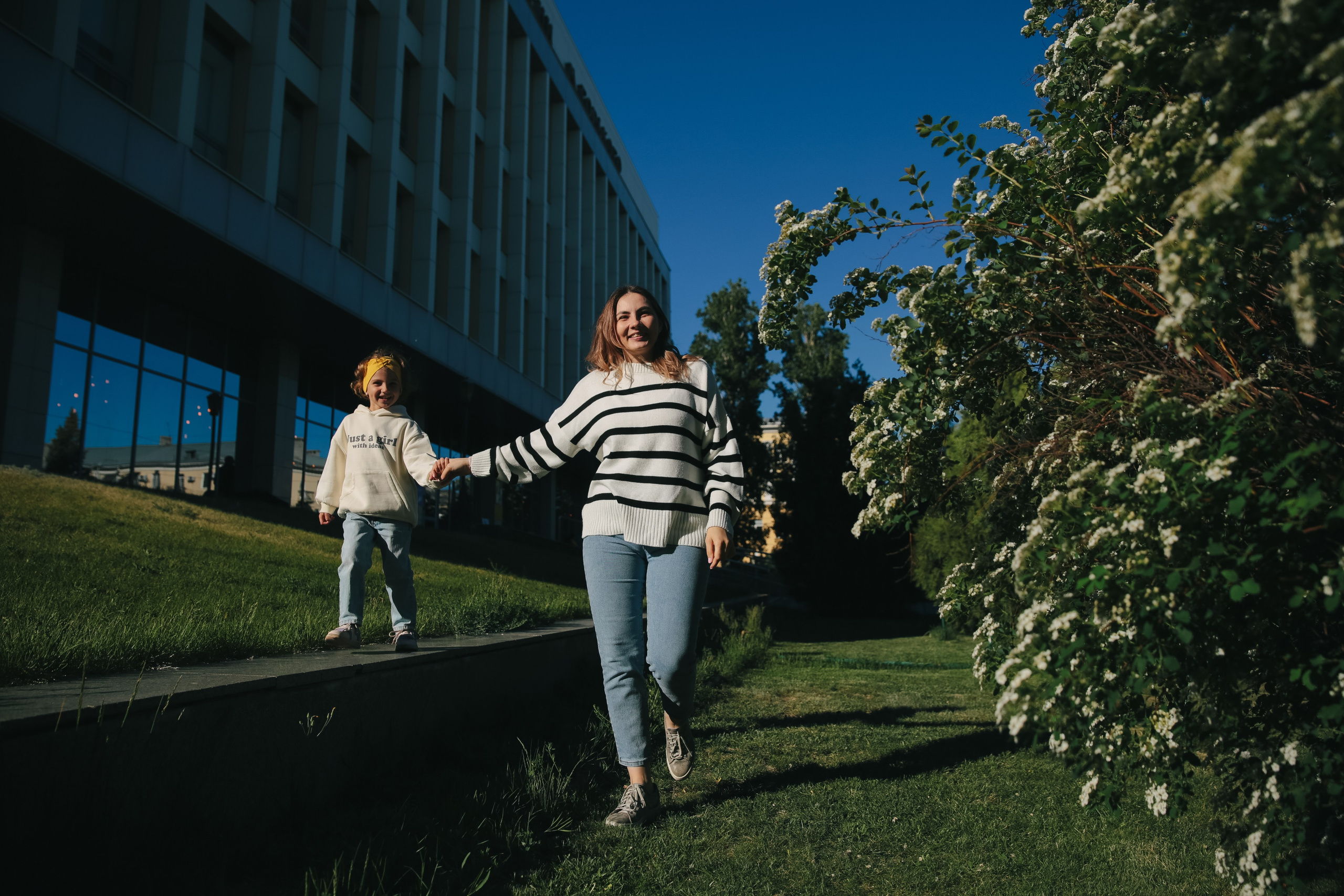 Алёна и Стася. Катерина Макиева