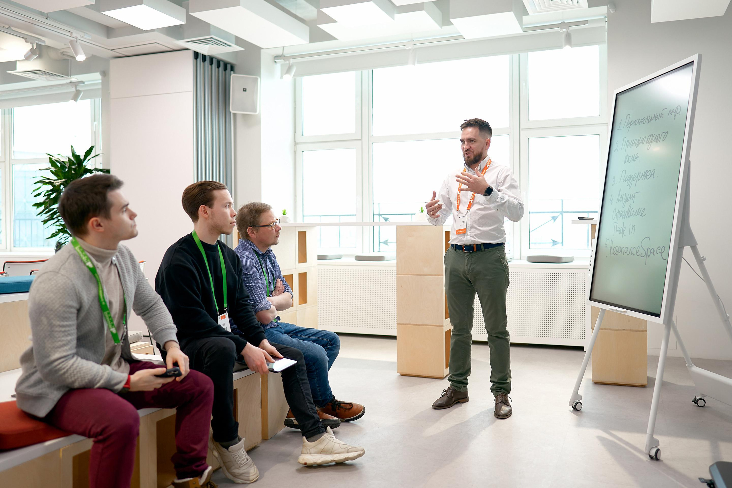 Цикл мероприятий в RESONANCE SPACE