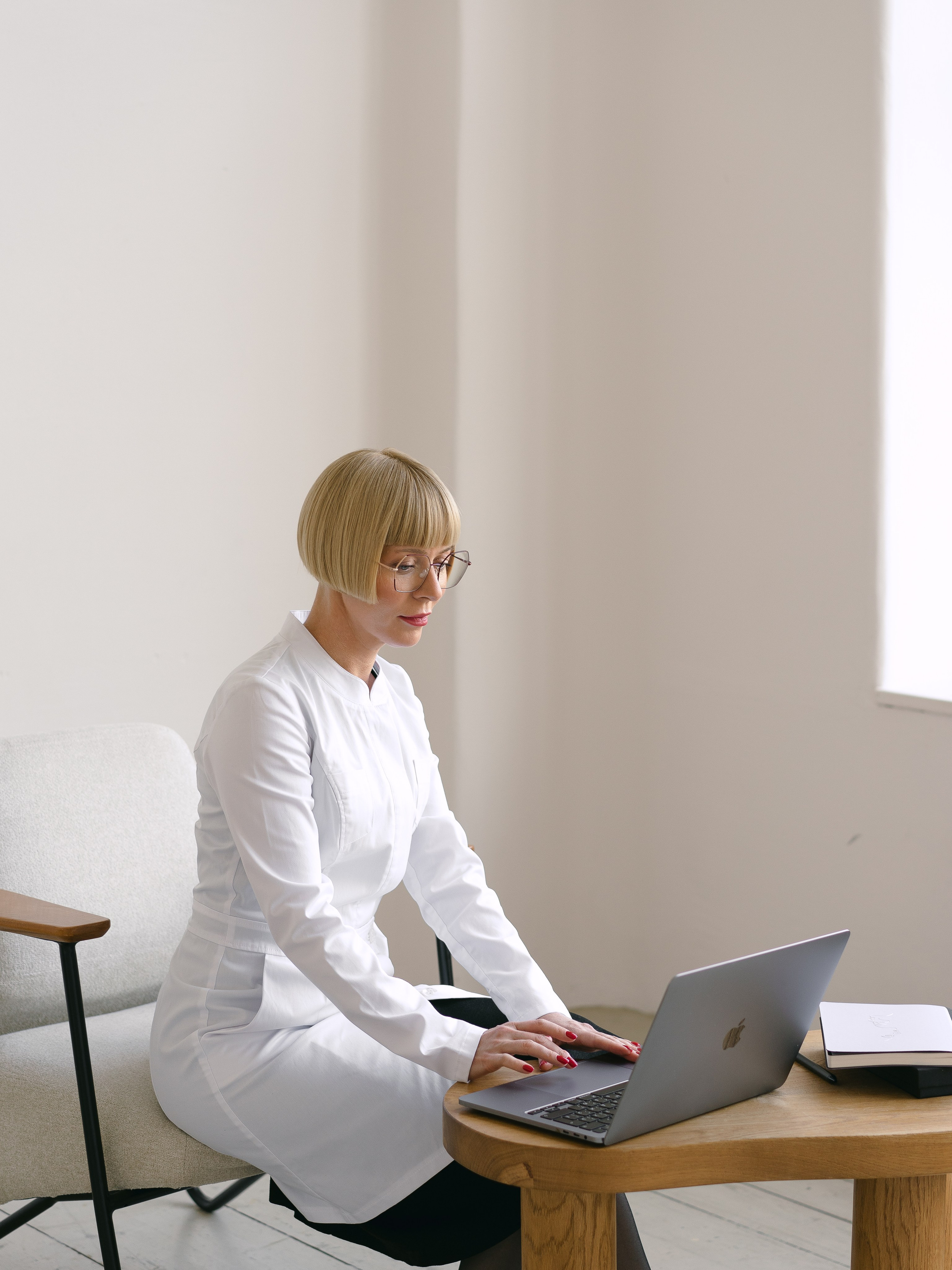 Елена, детский доктор. Nadezhda Migunova, Photographer