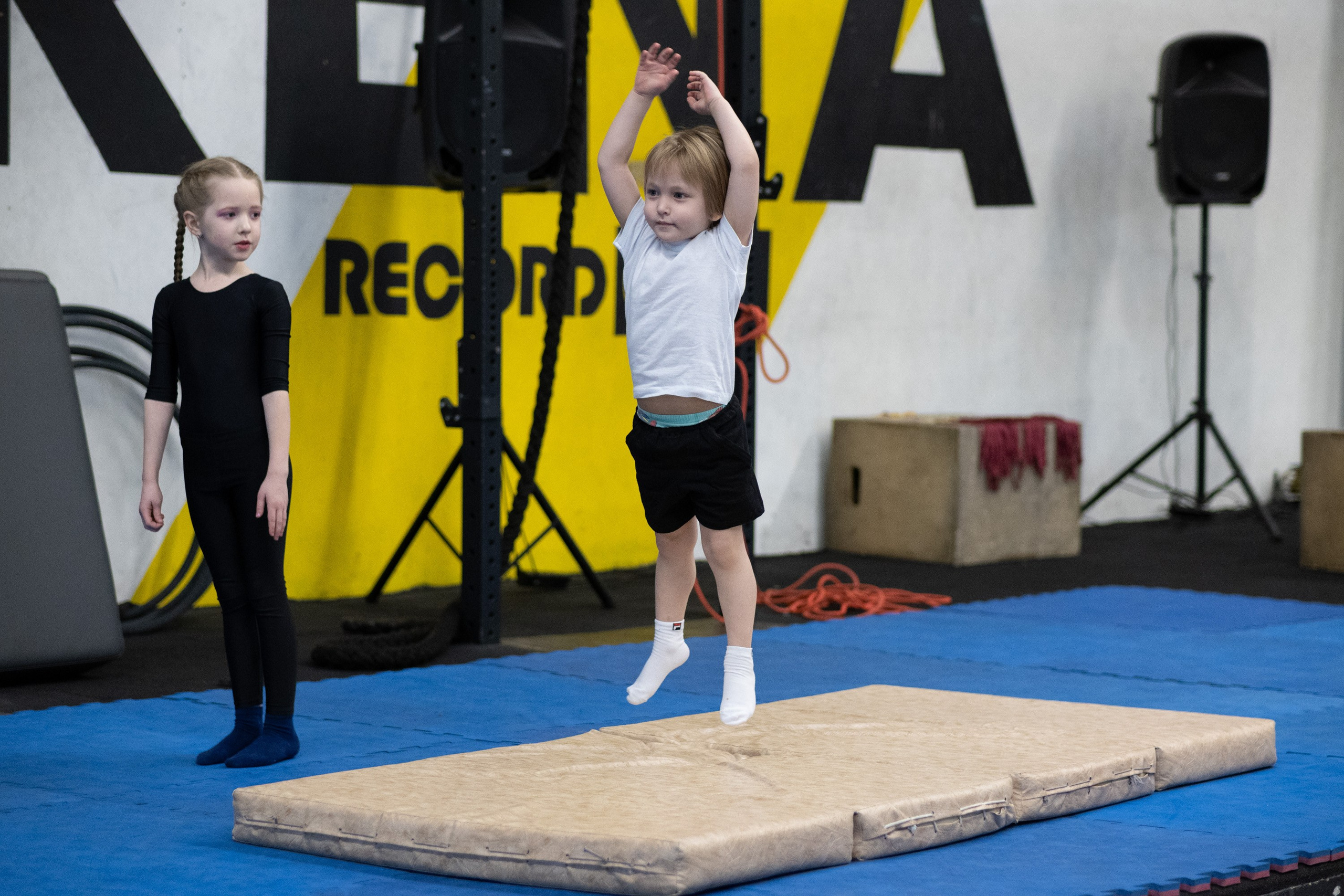 Внутриклубные соревнования по воздушной гимнастике 02.04.23