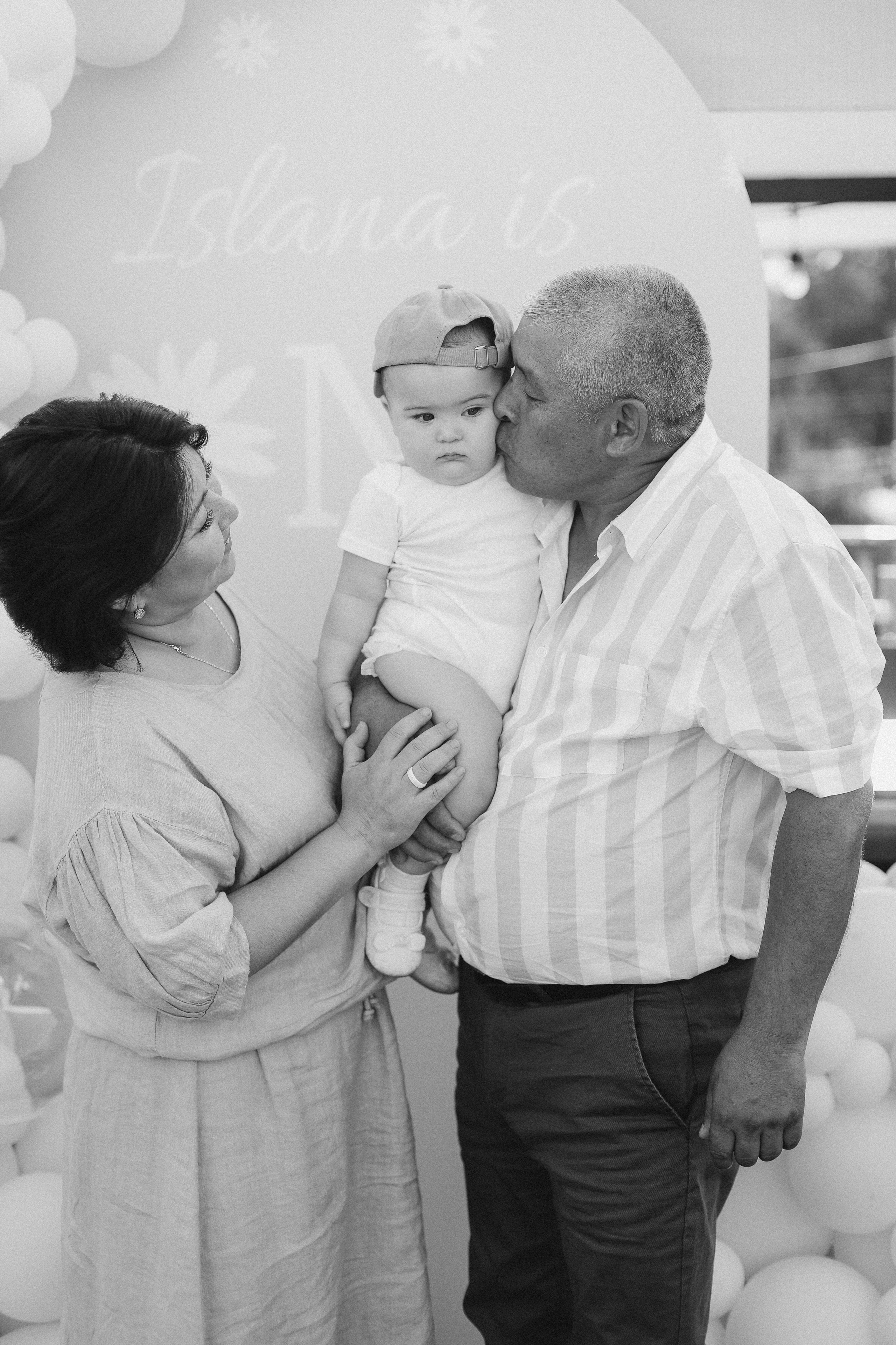 Исламе 1 год. Фотограф в Алматы и Москве Даша Пушкина