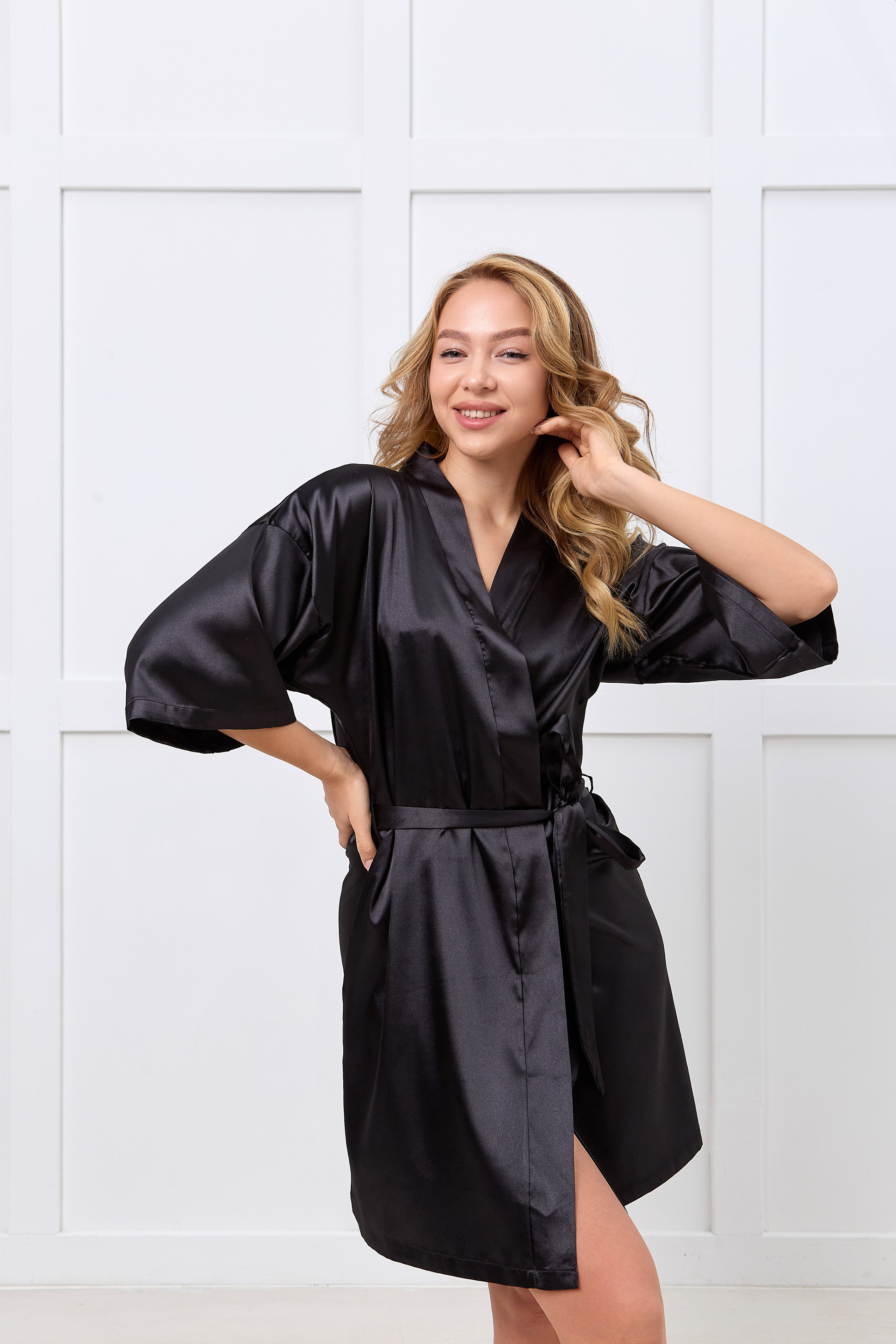 Фотосессия халатов с моделью. Фотограф Руслан Потапов в Краснодаре