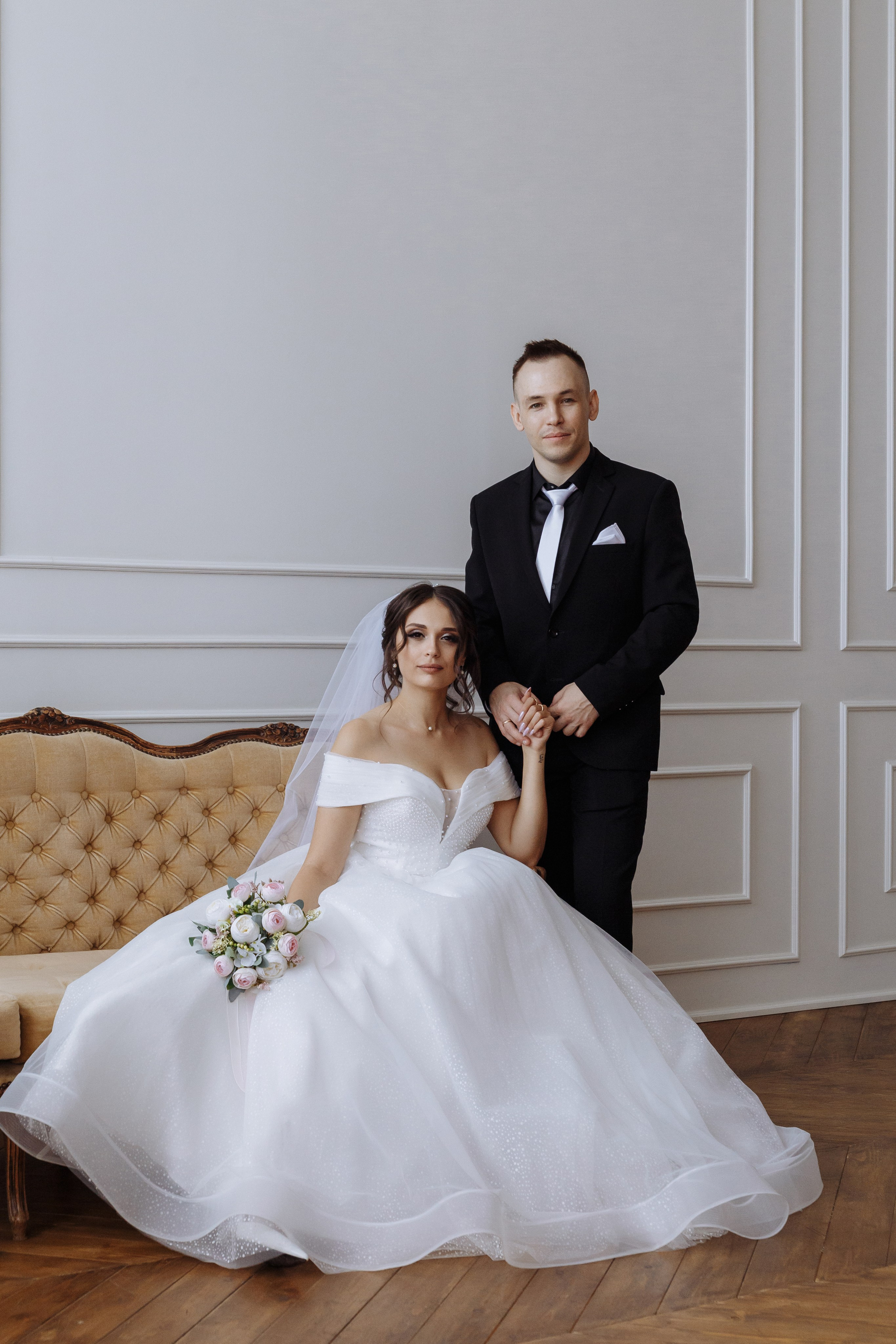 Павел, Мария — фотографии в студии и парке. Событийный фотограф Максим Бескоровайновнов