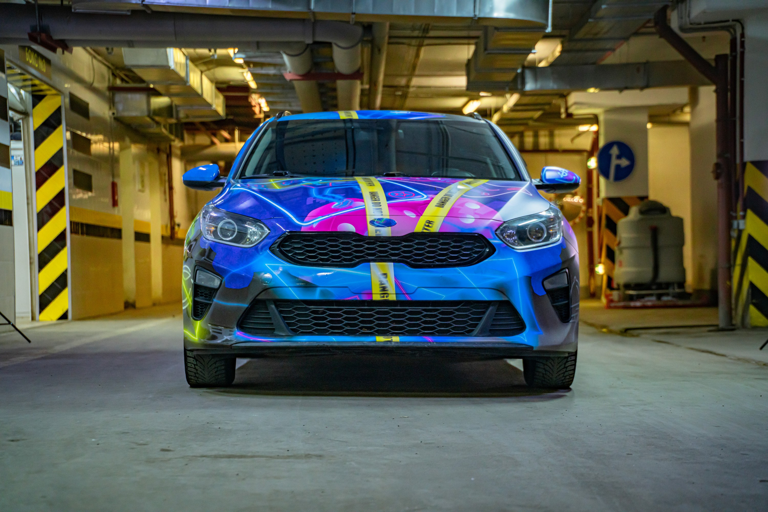 Винилография на KIA Ceed SW. Студия дизайна и оклейки авто Barmaley Design