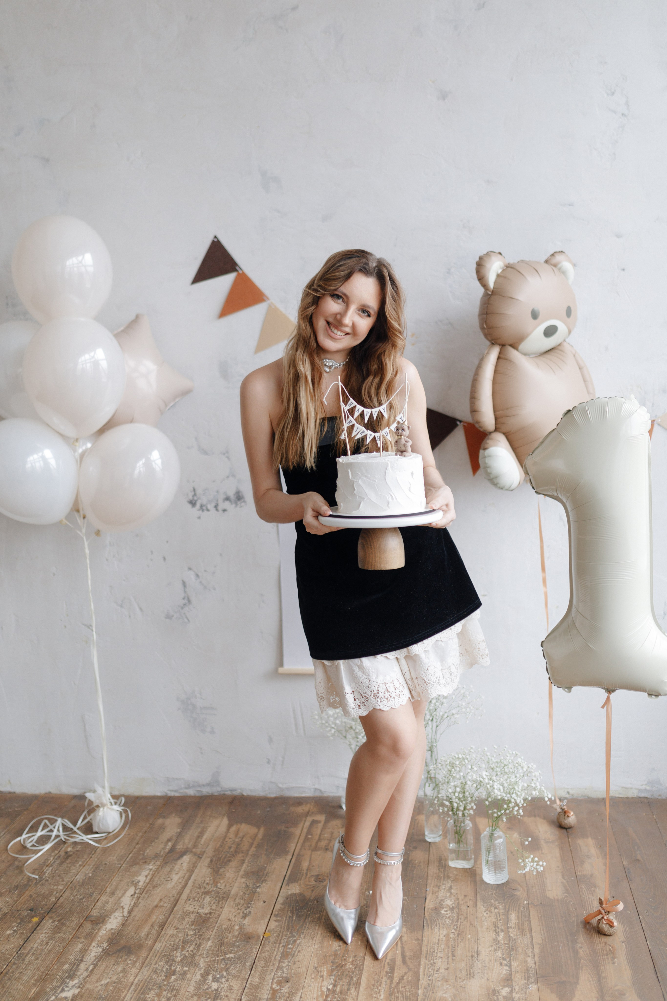 Арсению Годик. Главная